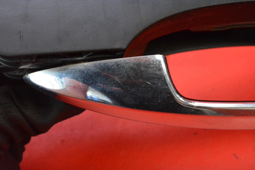 handle left front front CHROM 242567 ALFA ROMEO MITO 08-13