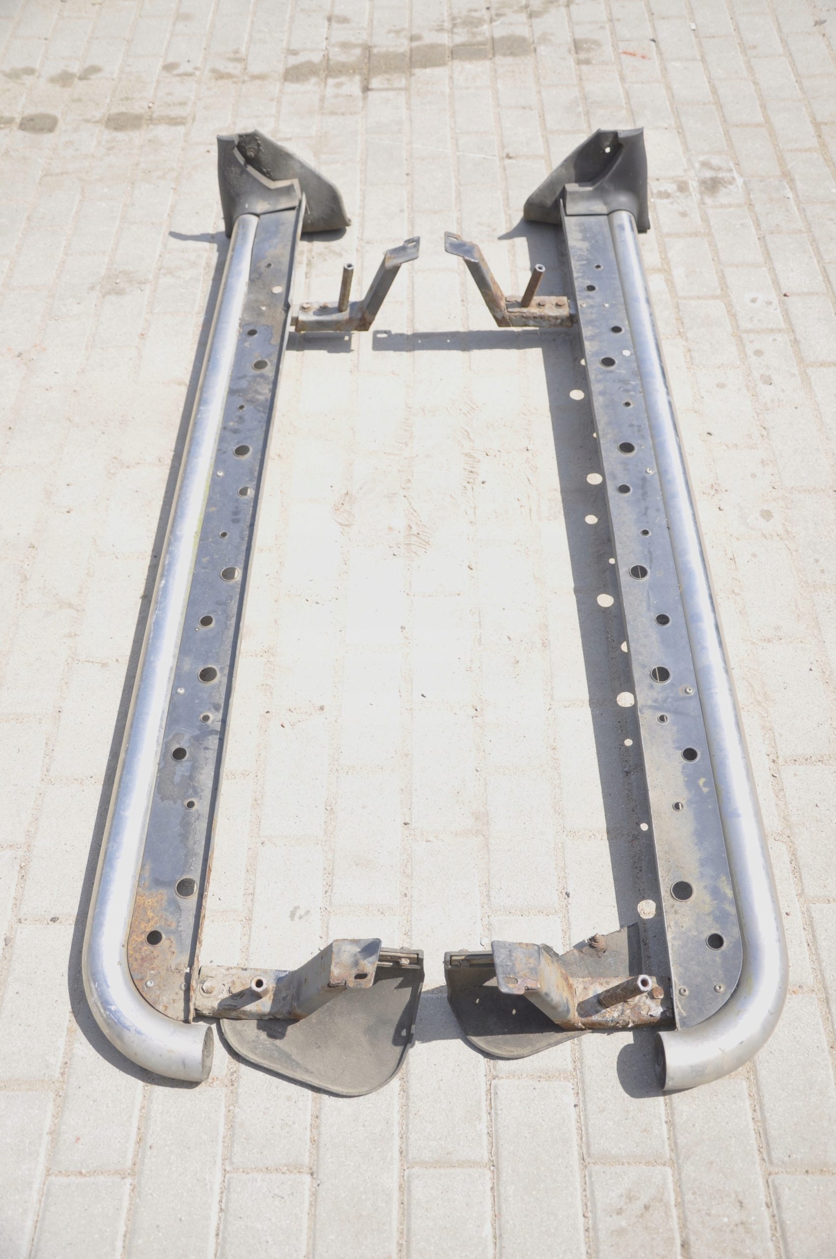 Stopnie boczne Land Rover Discovery 2 II 99-04