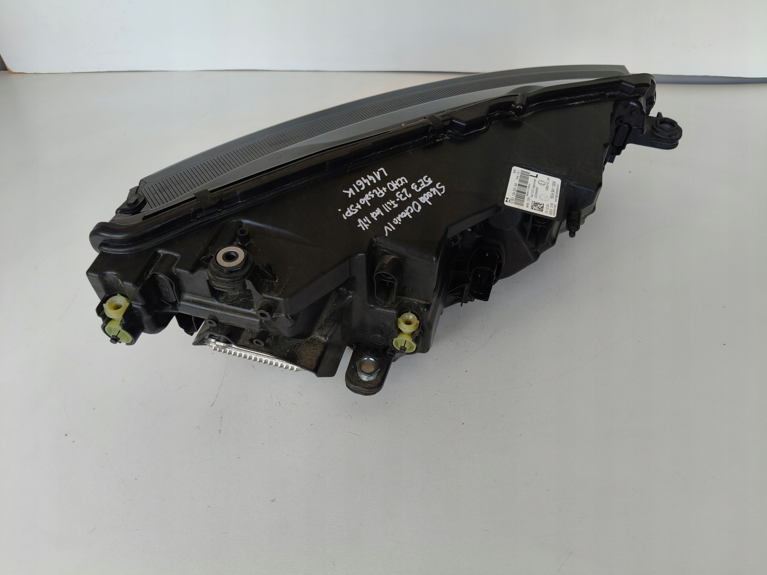 light left REFLEKTOR SKODA OCTAVIA IV 4 5E3 23- LIFT FULL LED