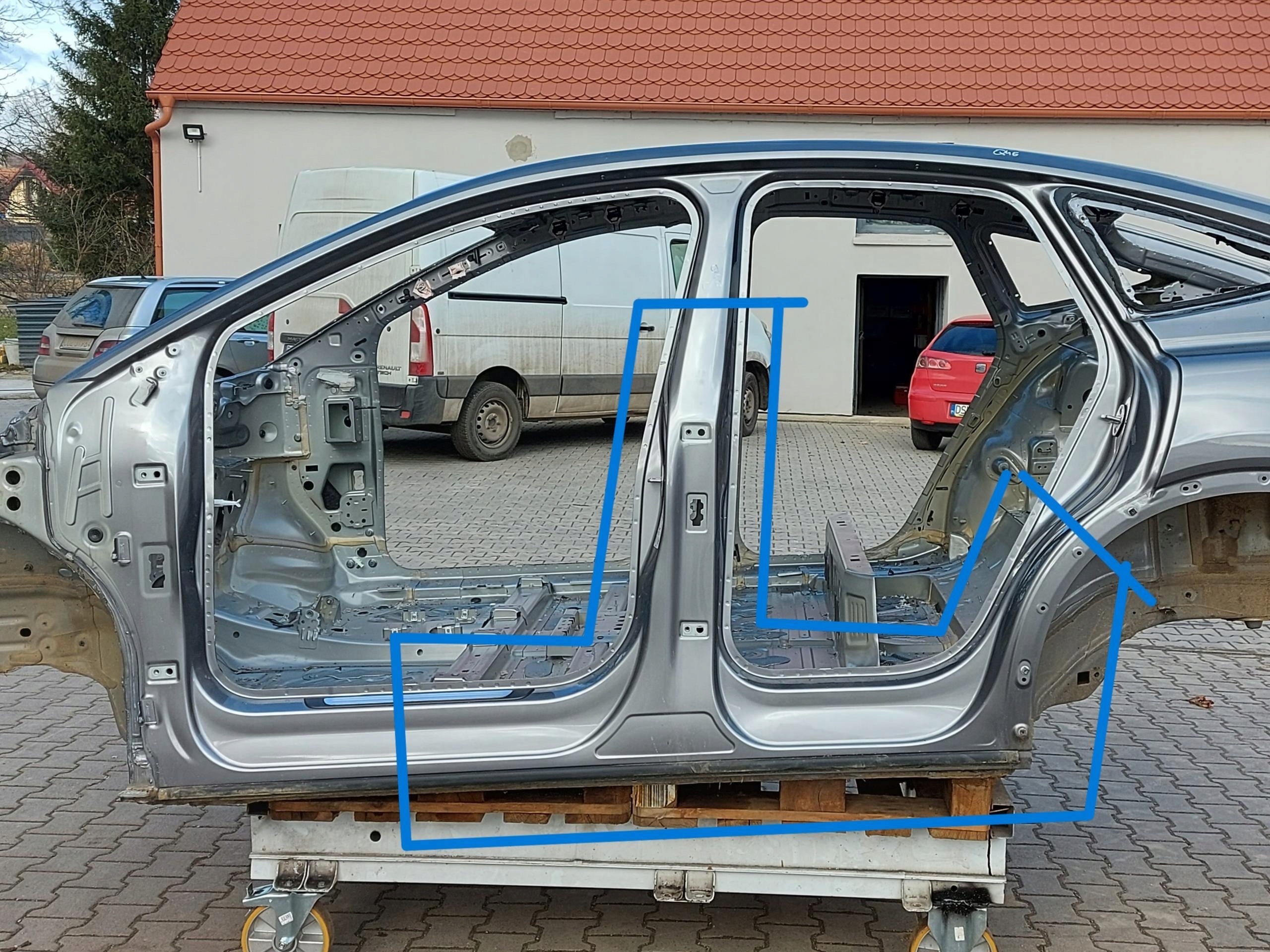 Audi Q4 E-TRON 89A 89E pillar central left