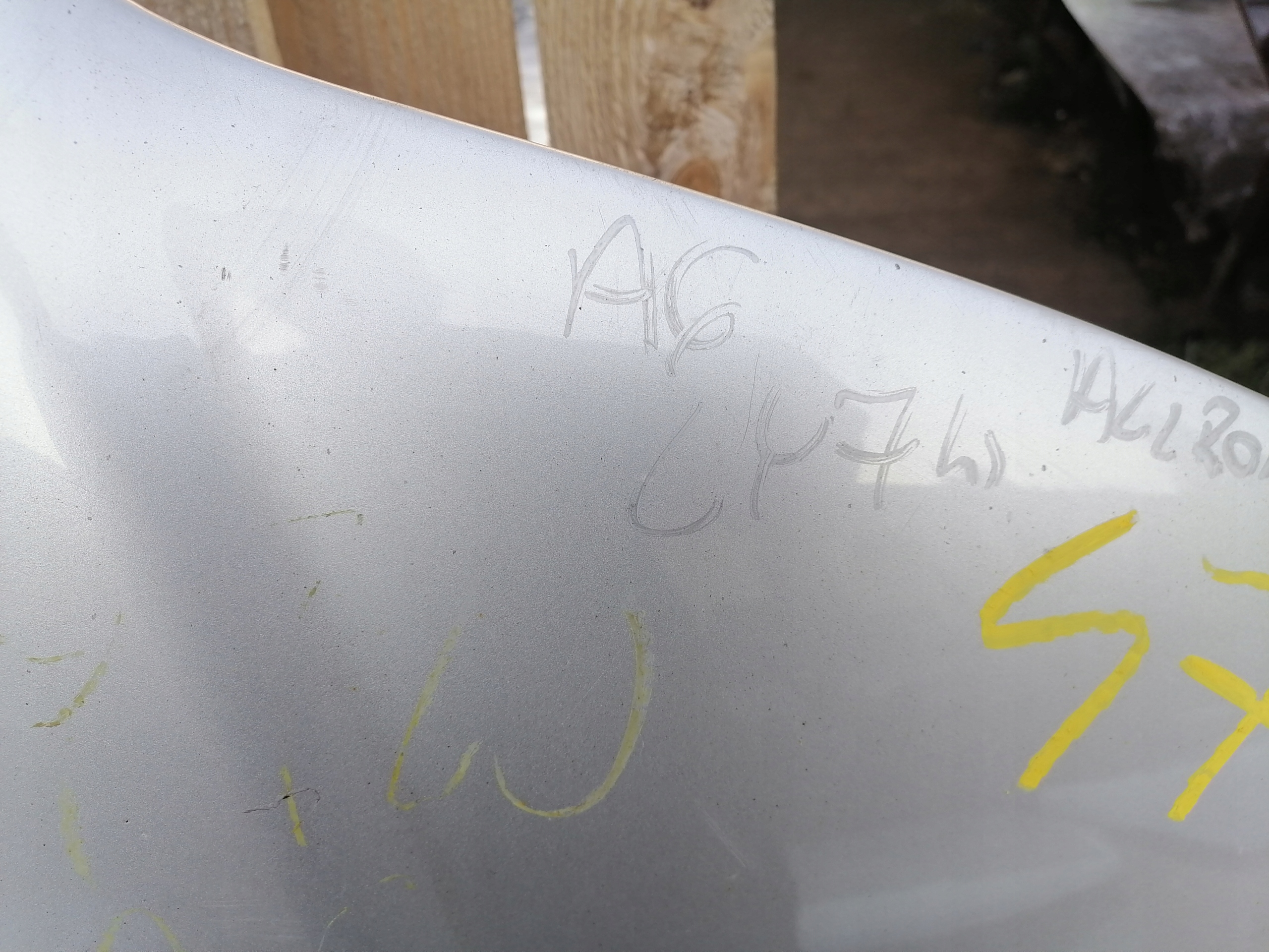 Capot AUDI A6 C5 LY7W