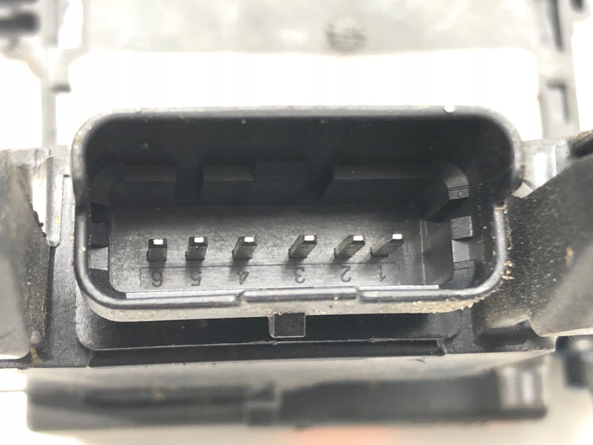 MODUŁ NAPIĘCIA AKUMULATORA KLEMA CITROEN DS4 11-15 9665878080 Producent części OEM