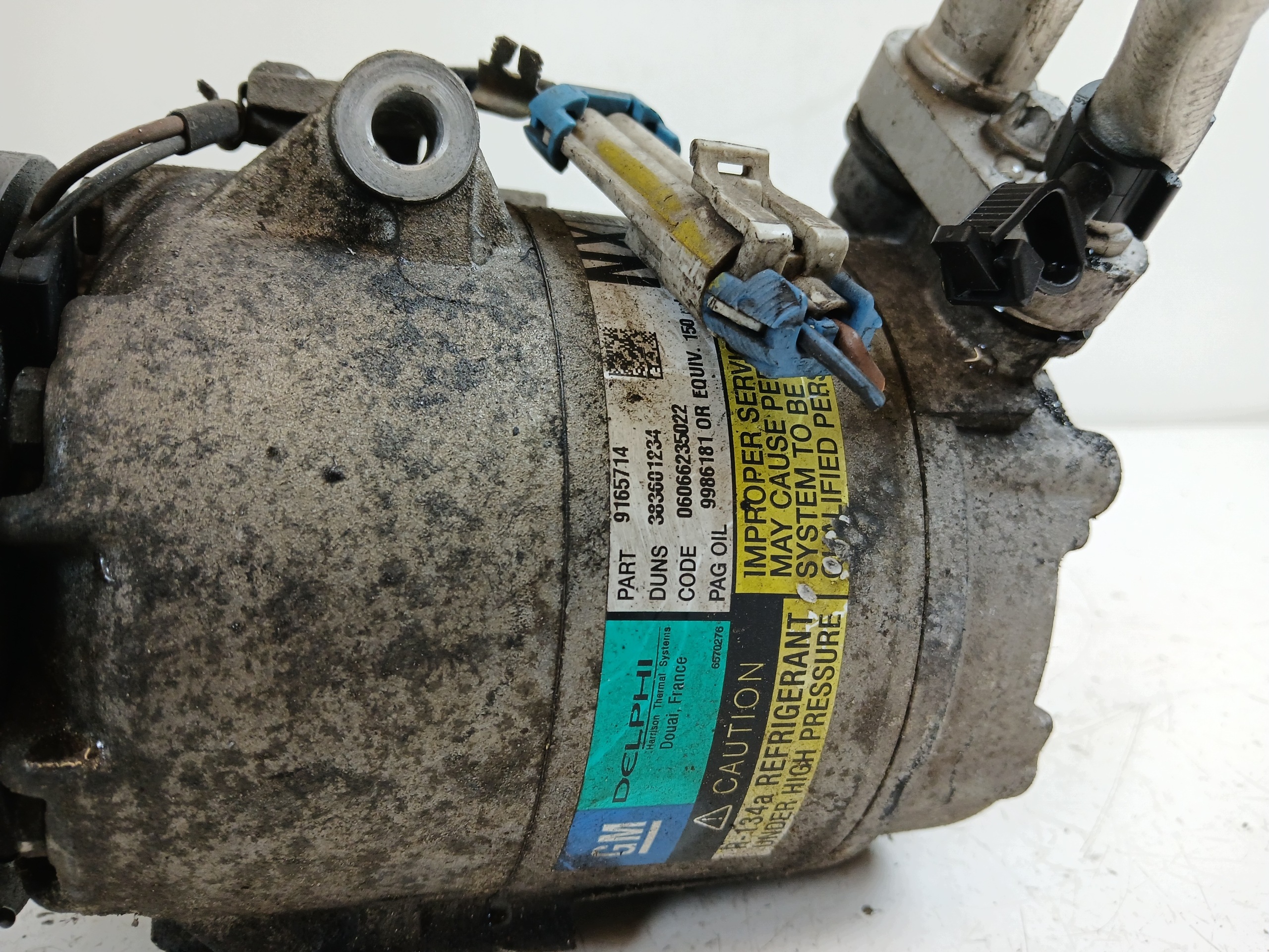 OPEL MERIVA A compressor; compressor of the air conditioning 9165714
