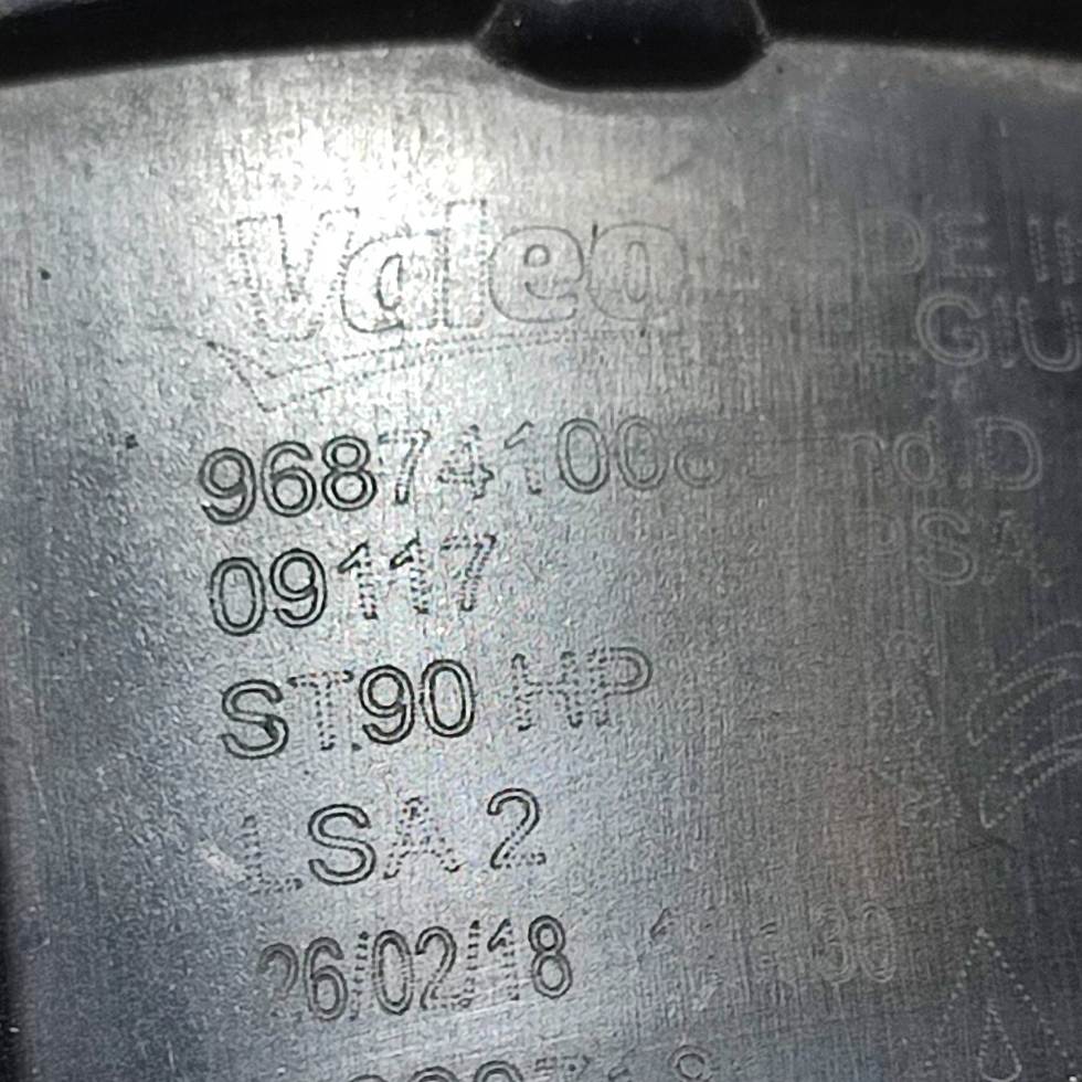 Peugeot 308 2019 front right light przeciwmglowe front