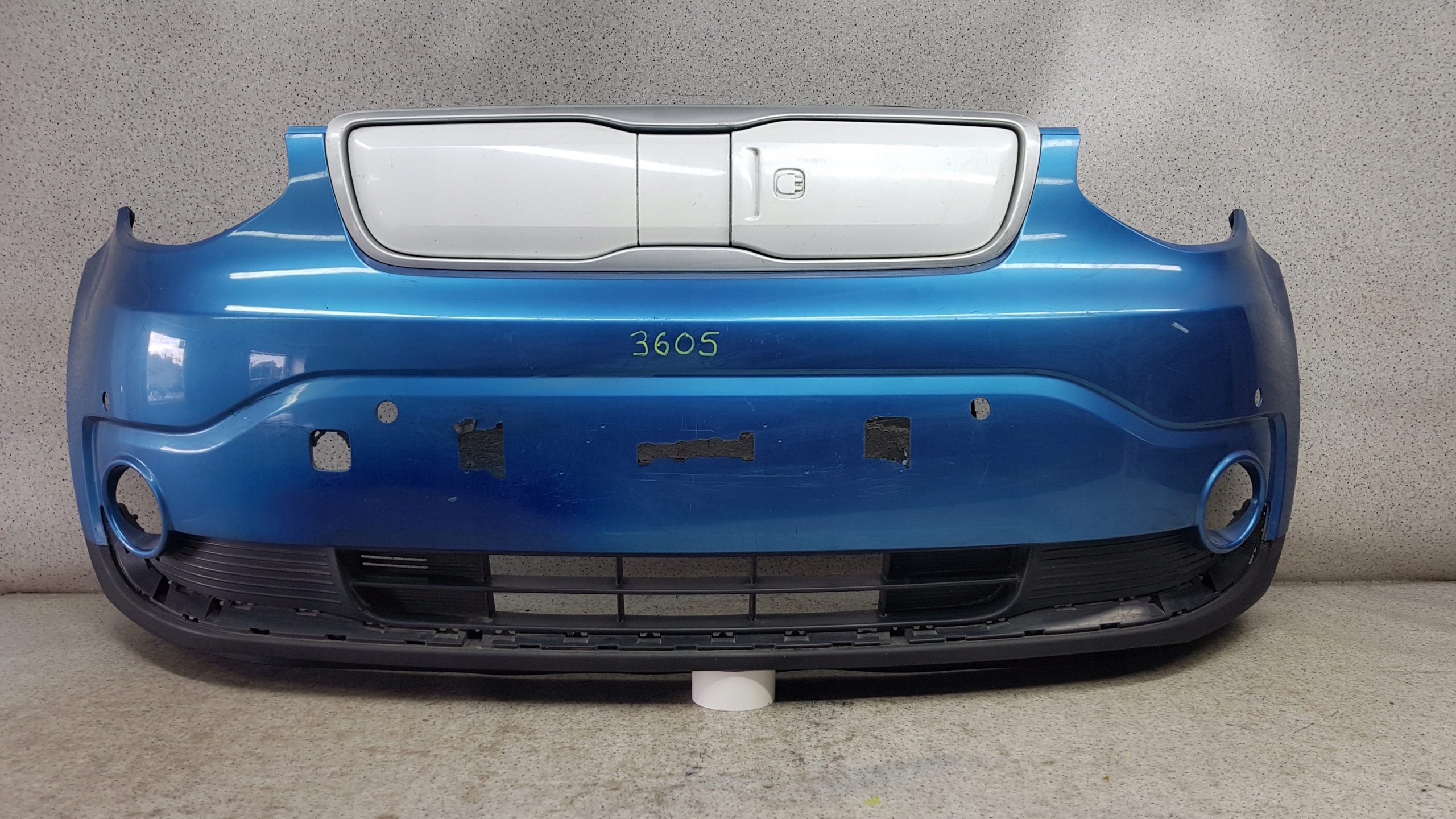 KIA SOUL EV ELEKTRYK 2014 - bumper front 3605
