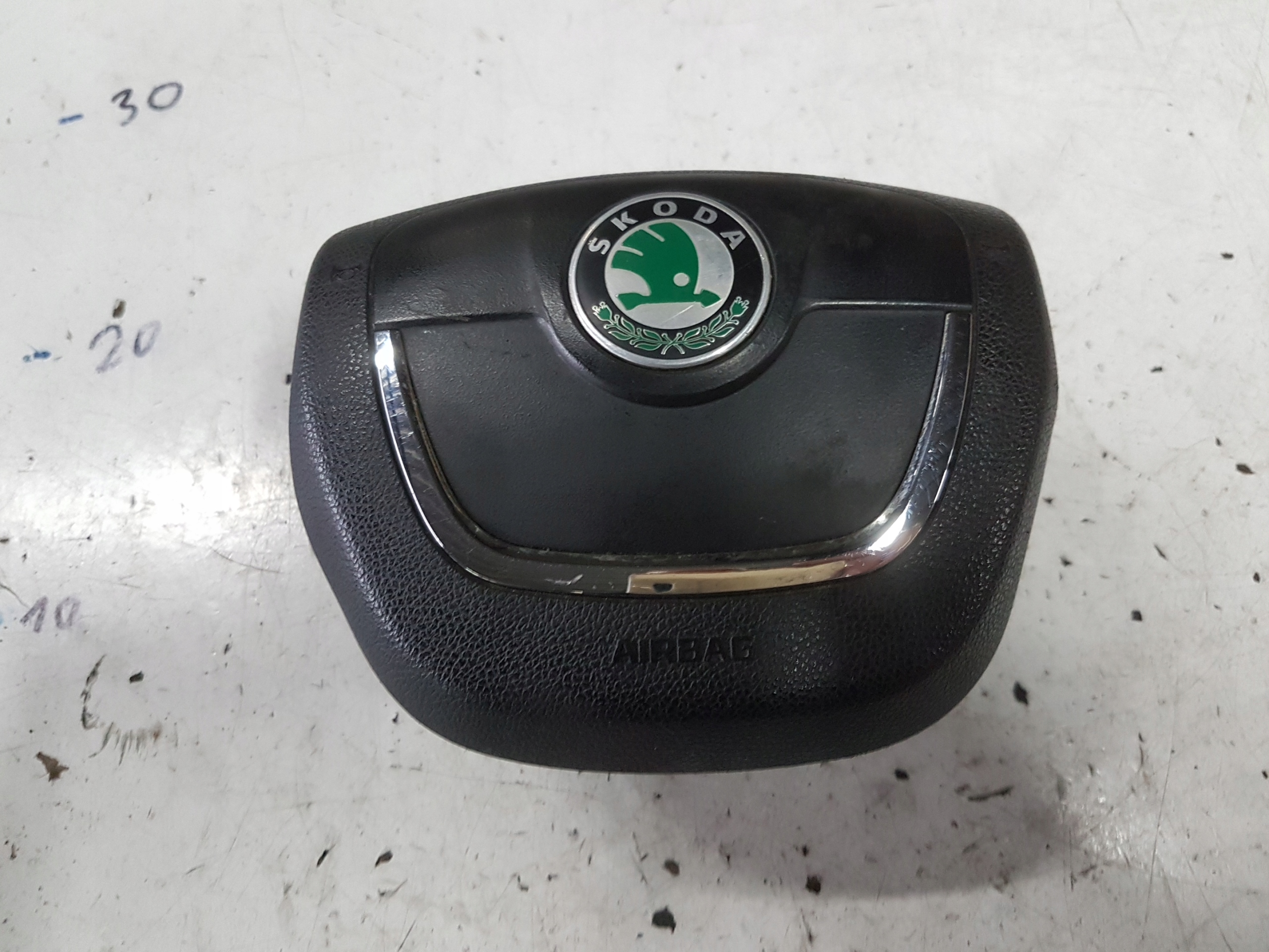 1Z0880201AQ - SKODA SUPERB 2 II 08-12R подушка водителя