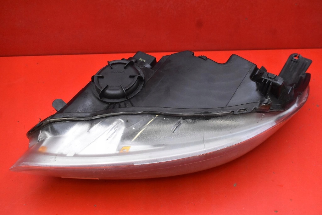 REFLEKTOR right light front EU BM51-13W029-E FORD FOCUS MK3 11-15