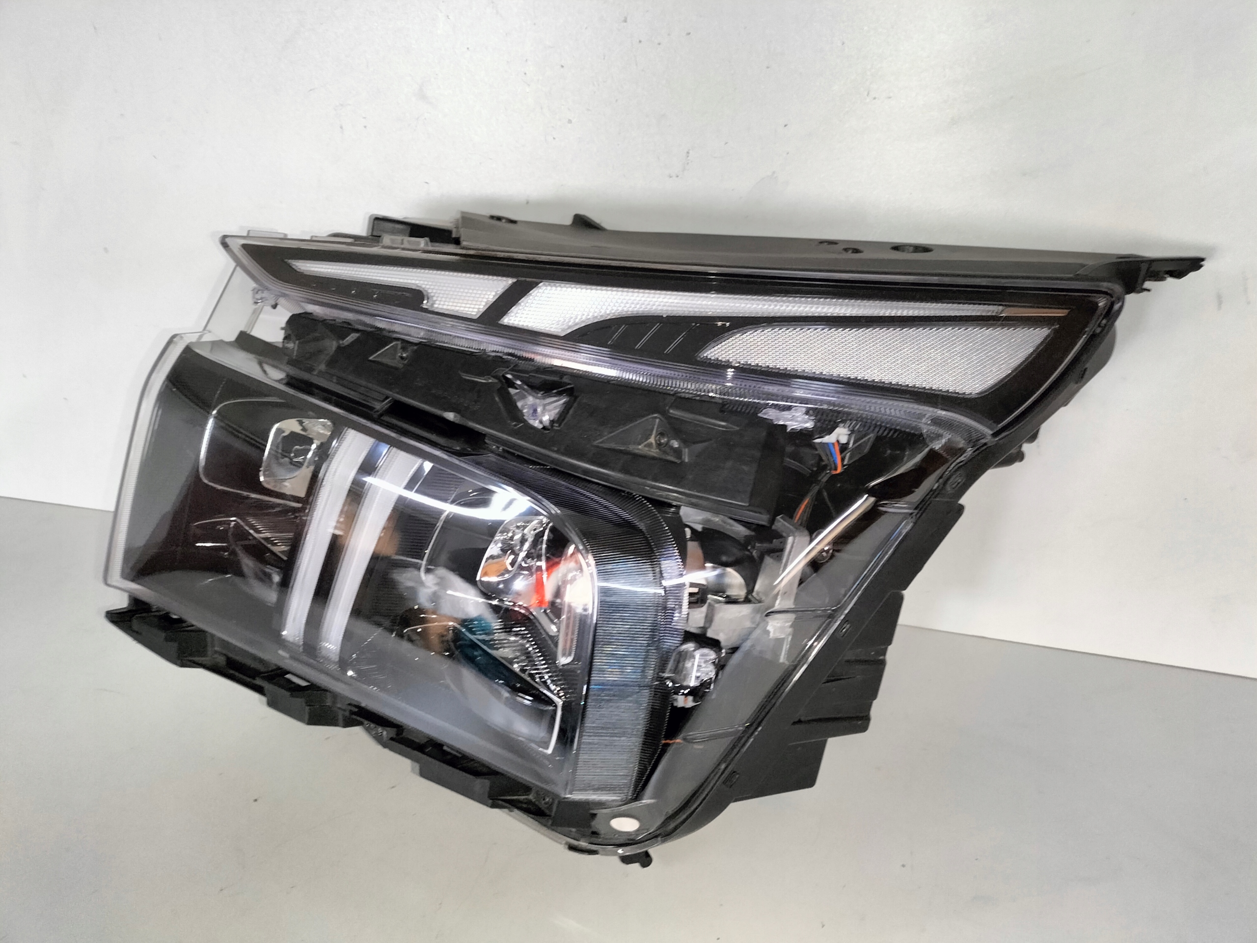 light front reflektor left HYUNDAI SANTA FE IV LIFT 21- FULL LED