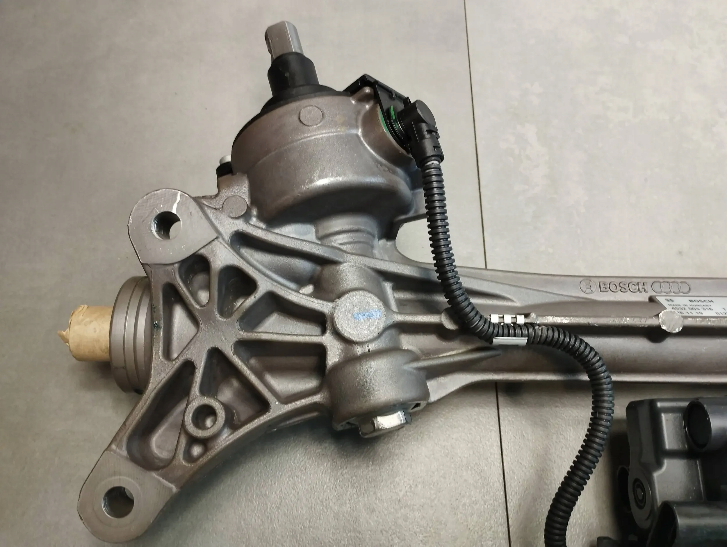 Audi A4 B9 2019 servo control 8W1423055AG