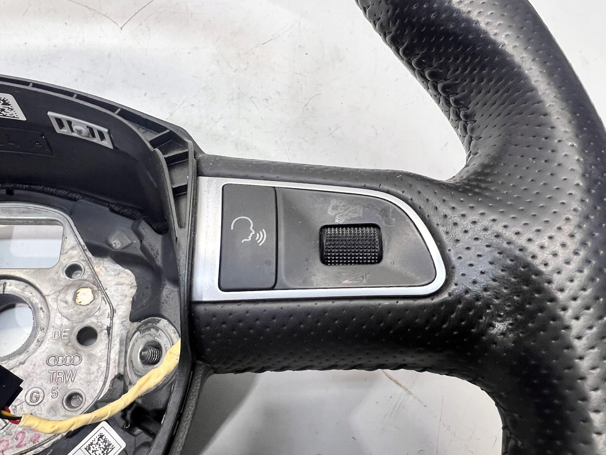 lenkrad Leder MULTIFUNKCJA AUDI A6 C6 A8 D3 LIFT 4E0419091DA TNA 2/25