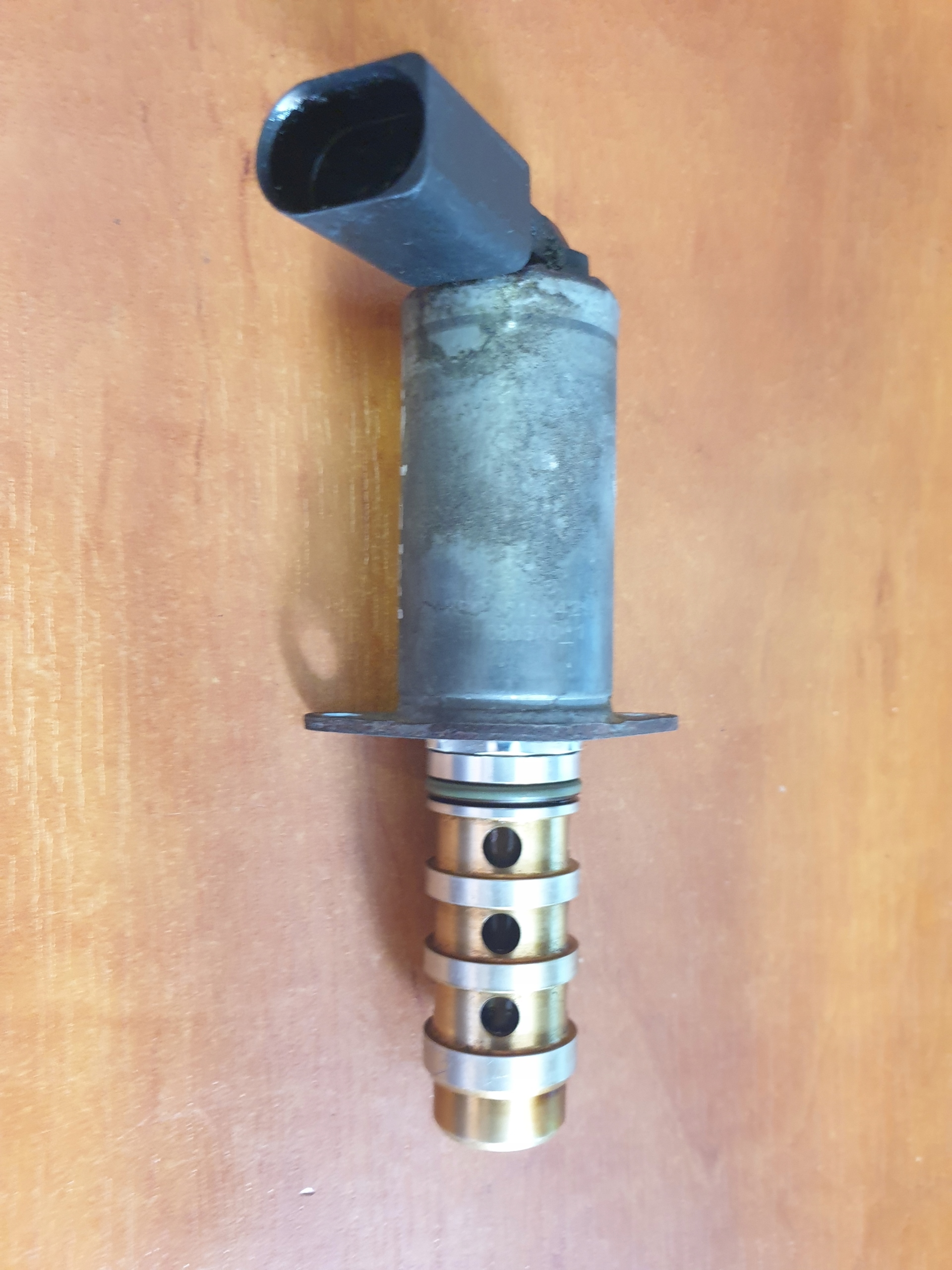 Sensor FAZ des Zahnrads AUDI A4 B7 A6 C6 2.0 13150429