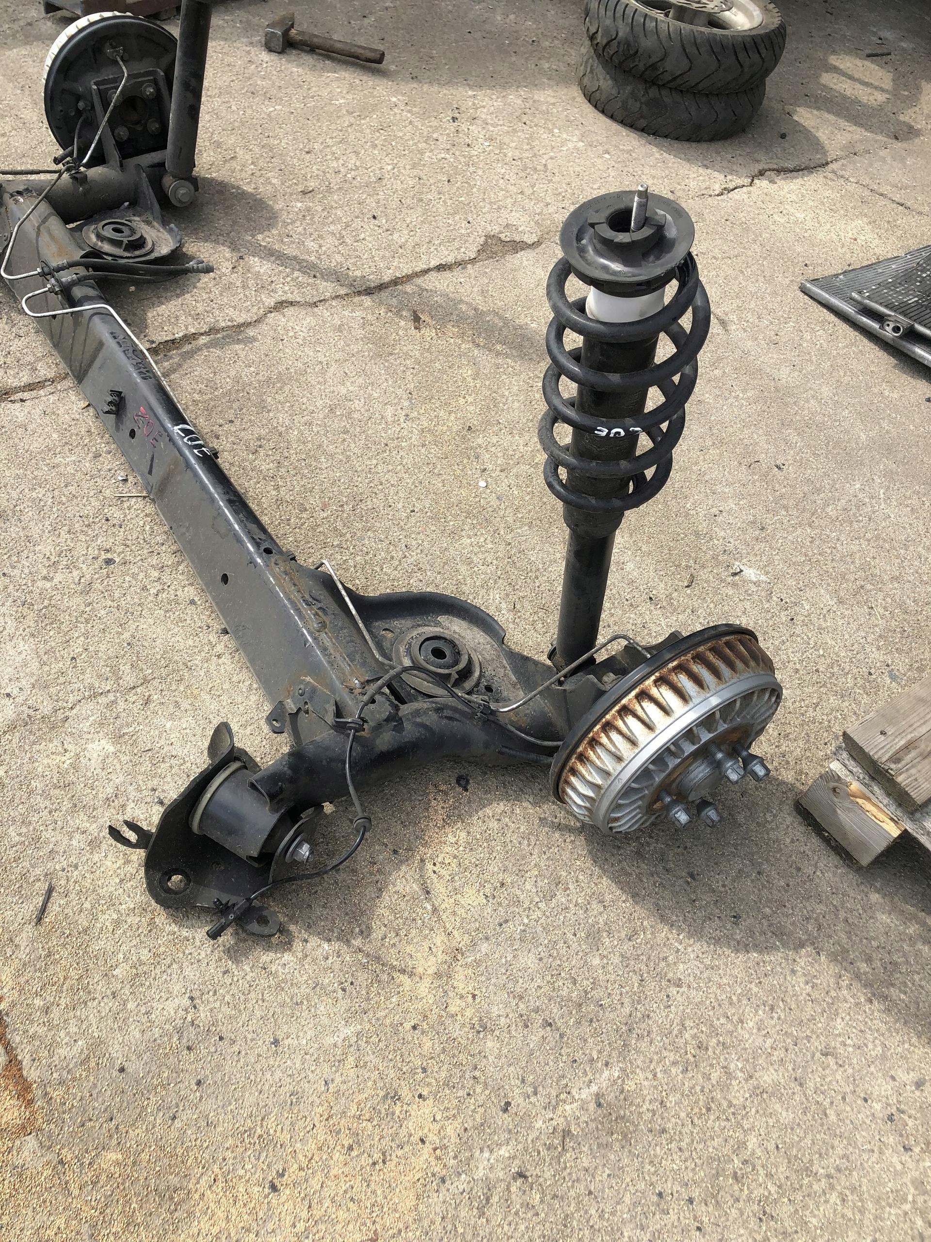 Renault Zoe belka oś zawieszenia tył Numer katalogowy części Belka