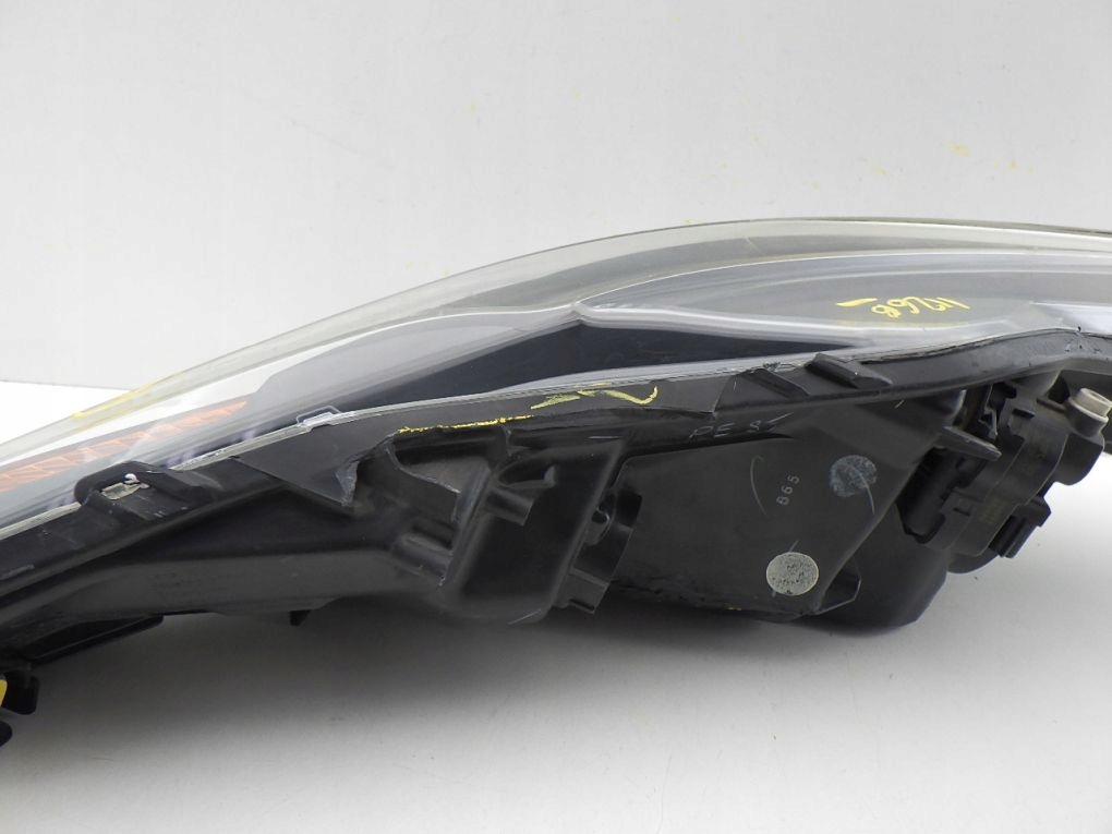 TOYOTA AYGO II 2 14- light right