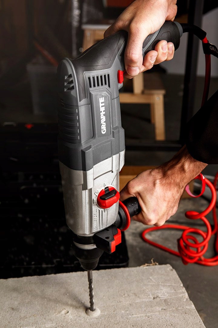 MŁOTOWIERTARKA WIERTARKA MŁOT UDAROWY SDS+ 800W WALIZKA GRAPHITE Prędkość obrotowa 1350 RPM