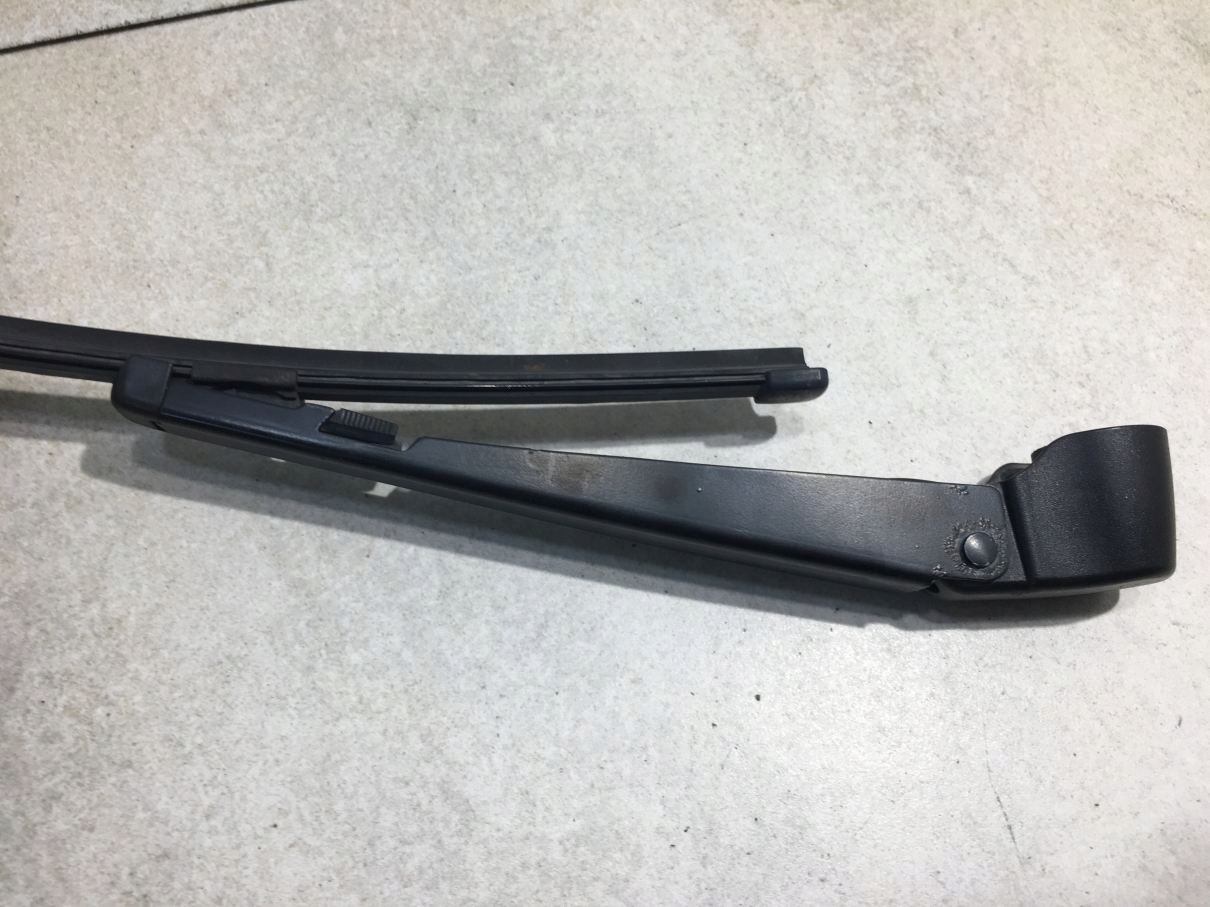 wischerarm heck MERCEDES W176 FL