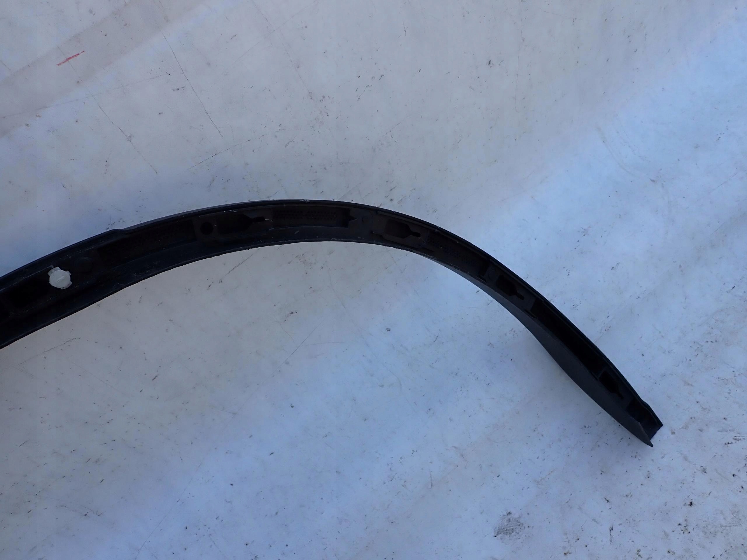 VW TOUAREG II 2 10-18 moulding cap left rear part