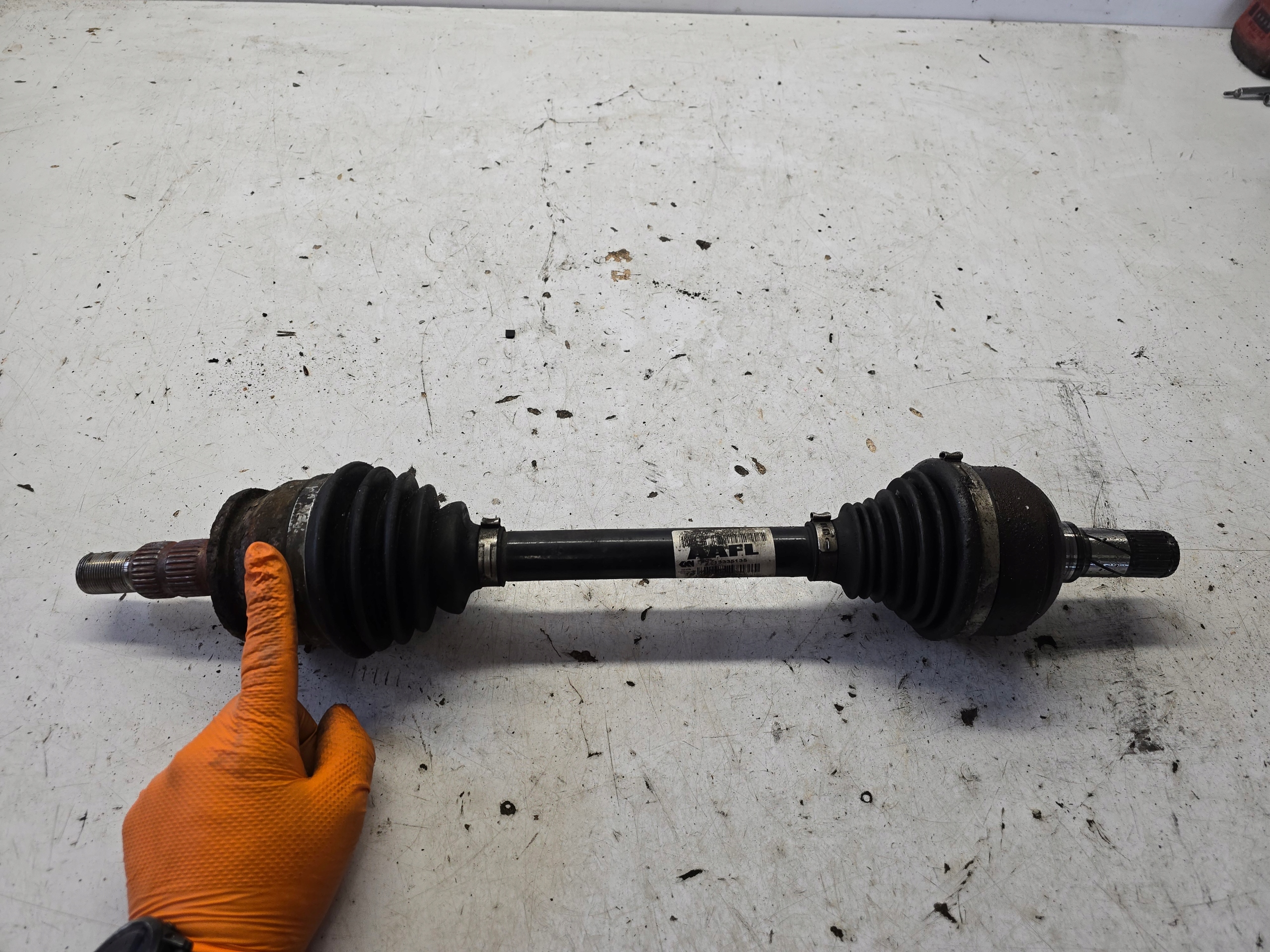 OPEL ASTRA J LIFT semi-axis left AAFL 13335135 1.6 CDTI M32