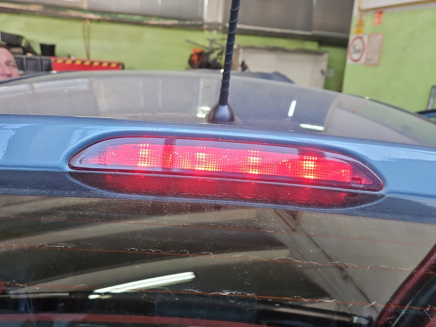 TRZECIE ŚWIATŁO STOP STOPU HYUNDAI I20 II 14-20 HB