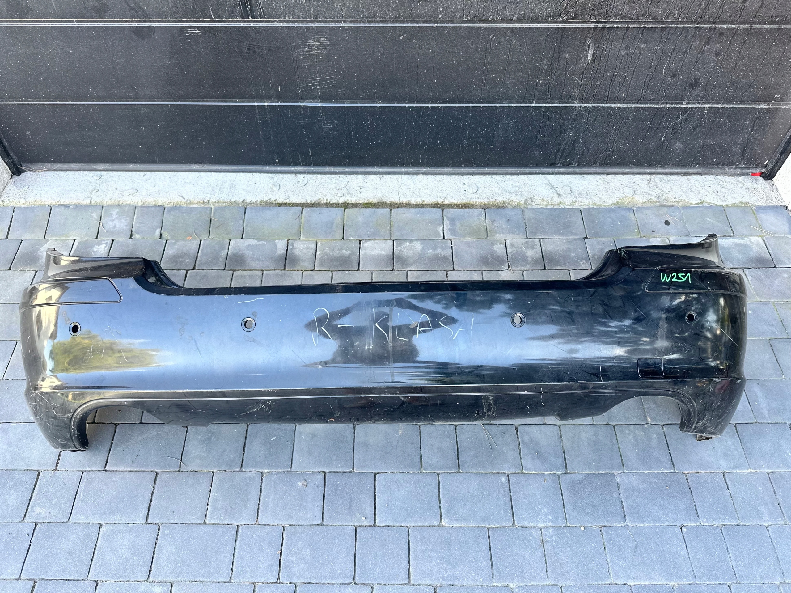 Mercedes R W251 lökhárító far hátsó