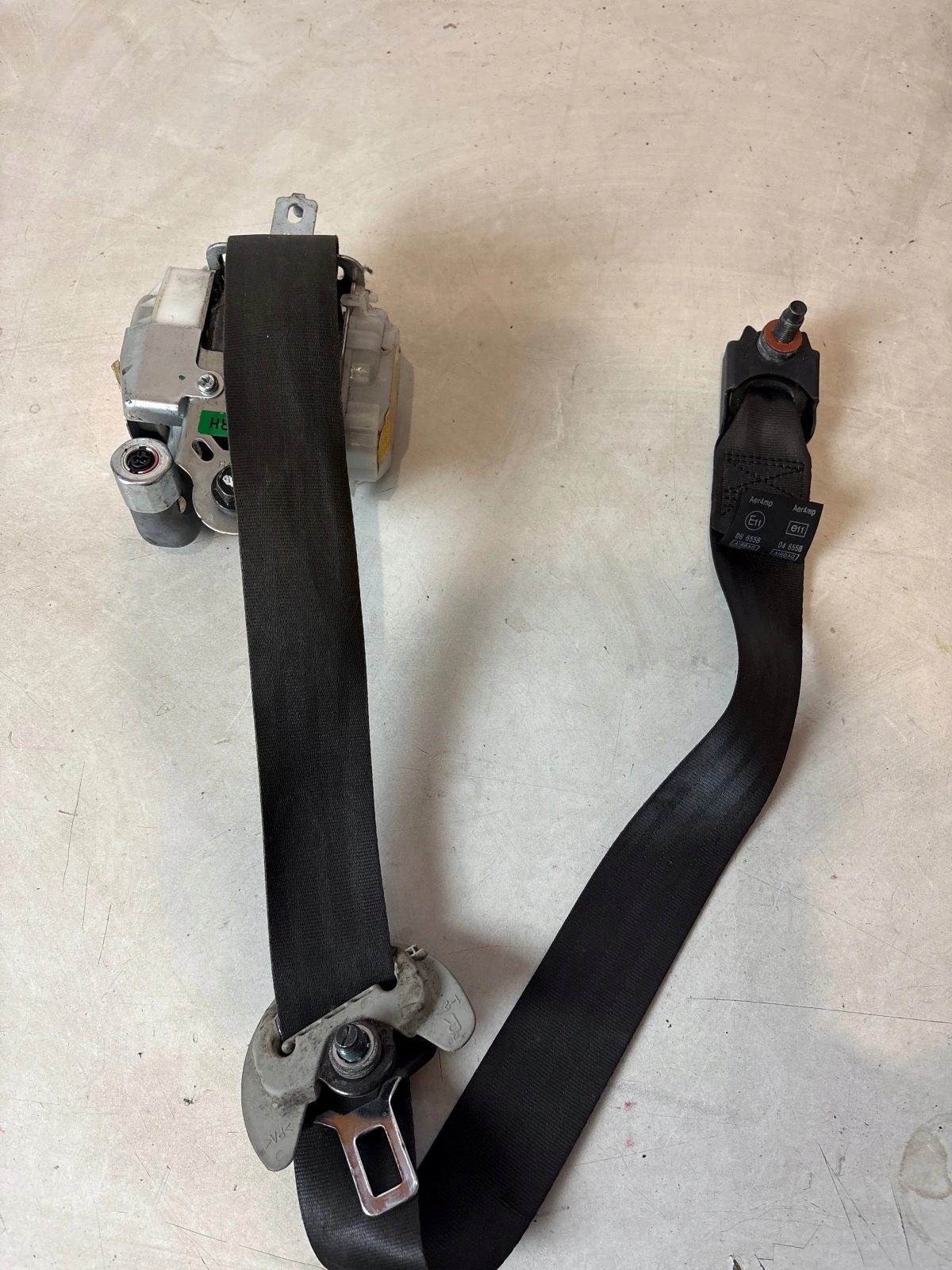 tension belt safety front front right Kia CEED II