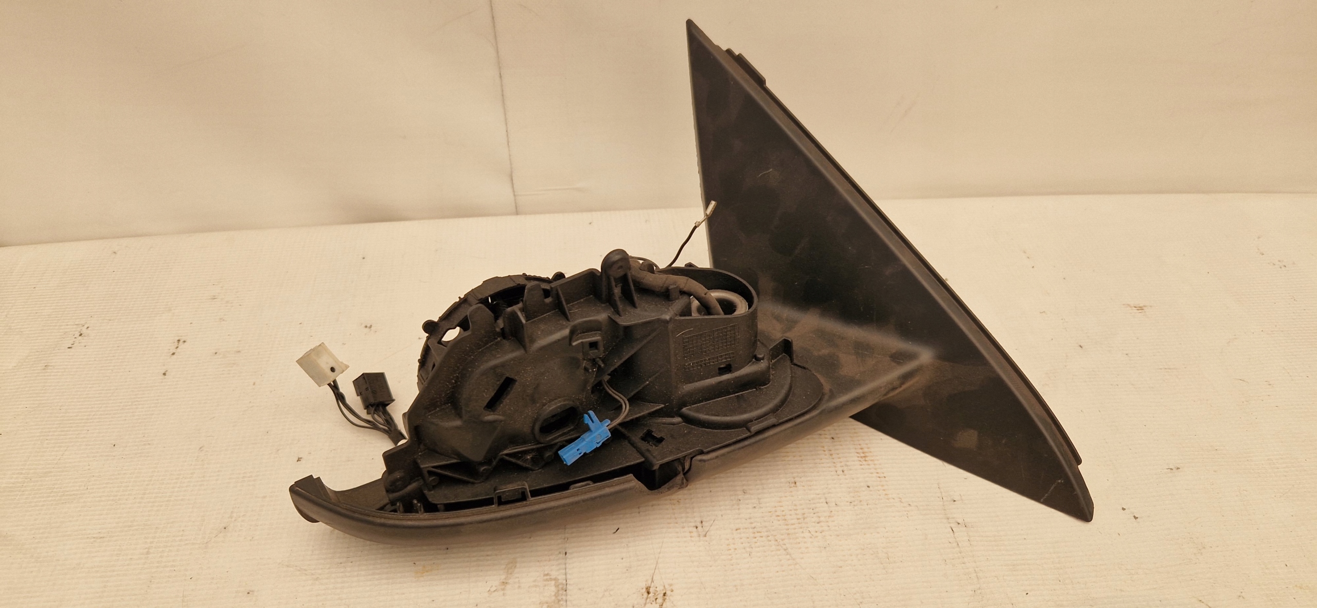 MERCEDES 156 LUSTERKO PRAWE STELAŻ 7+4 PIN