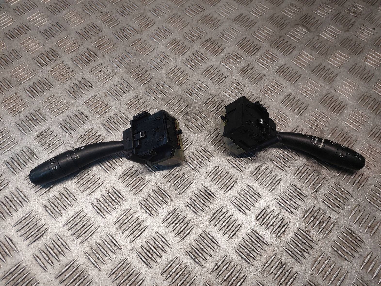 MANETKA DEVIO LUCI TERGICRISTALLO TERGI KIA CEED e 93420-1H200 93410-1H200