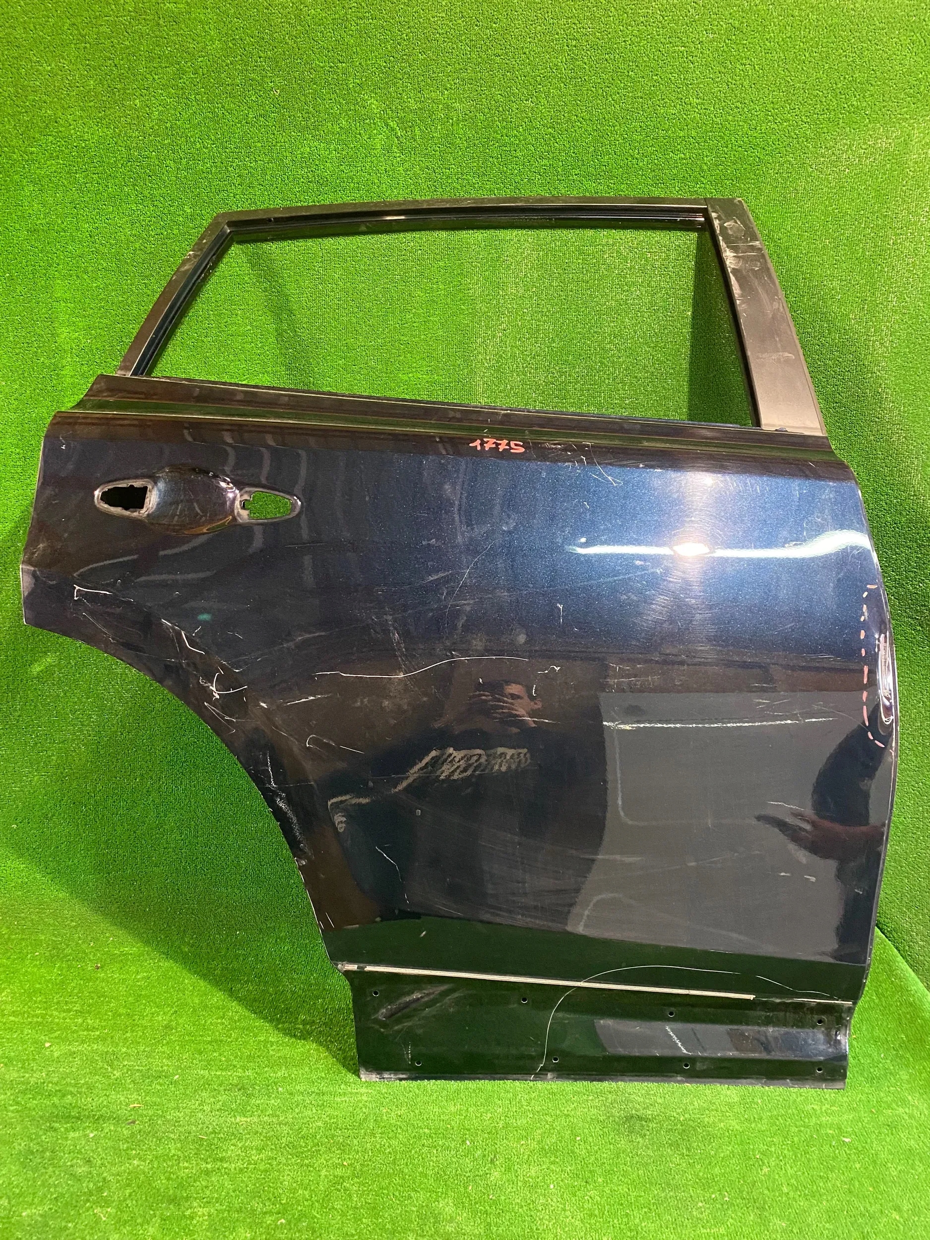 door right rear. TOYOTA RAV4 IV