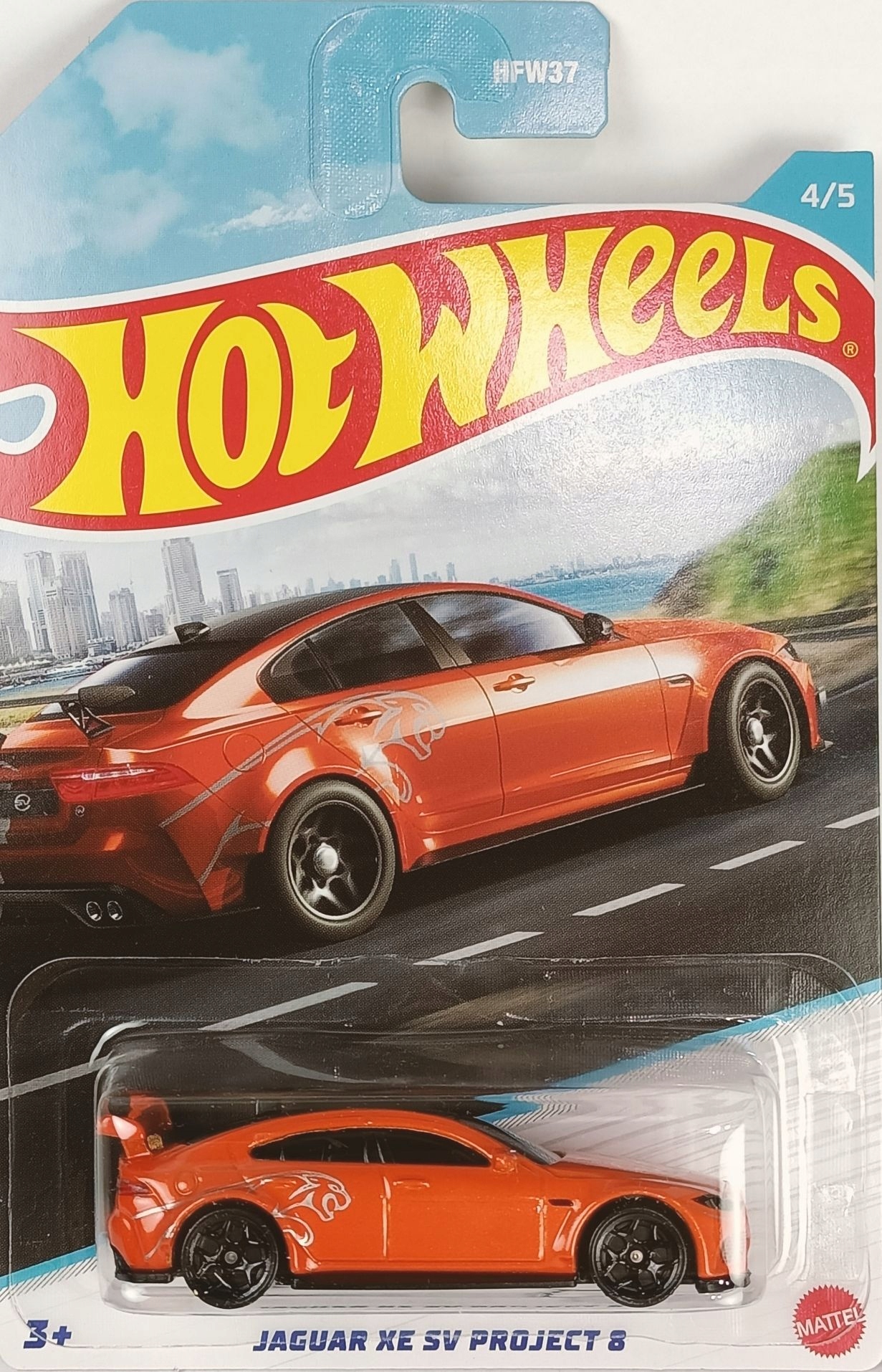 

Hot Wheels Jaguar Xe Sv Luxury Sedans HDH15