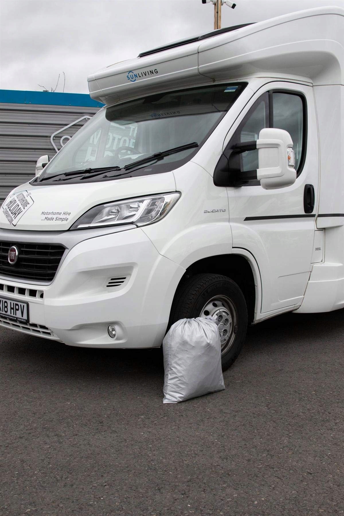 Maypole Plandeka okryciowa do samochodów Producent inny