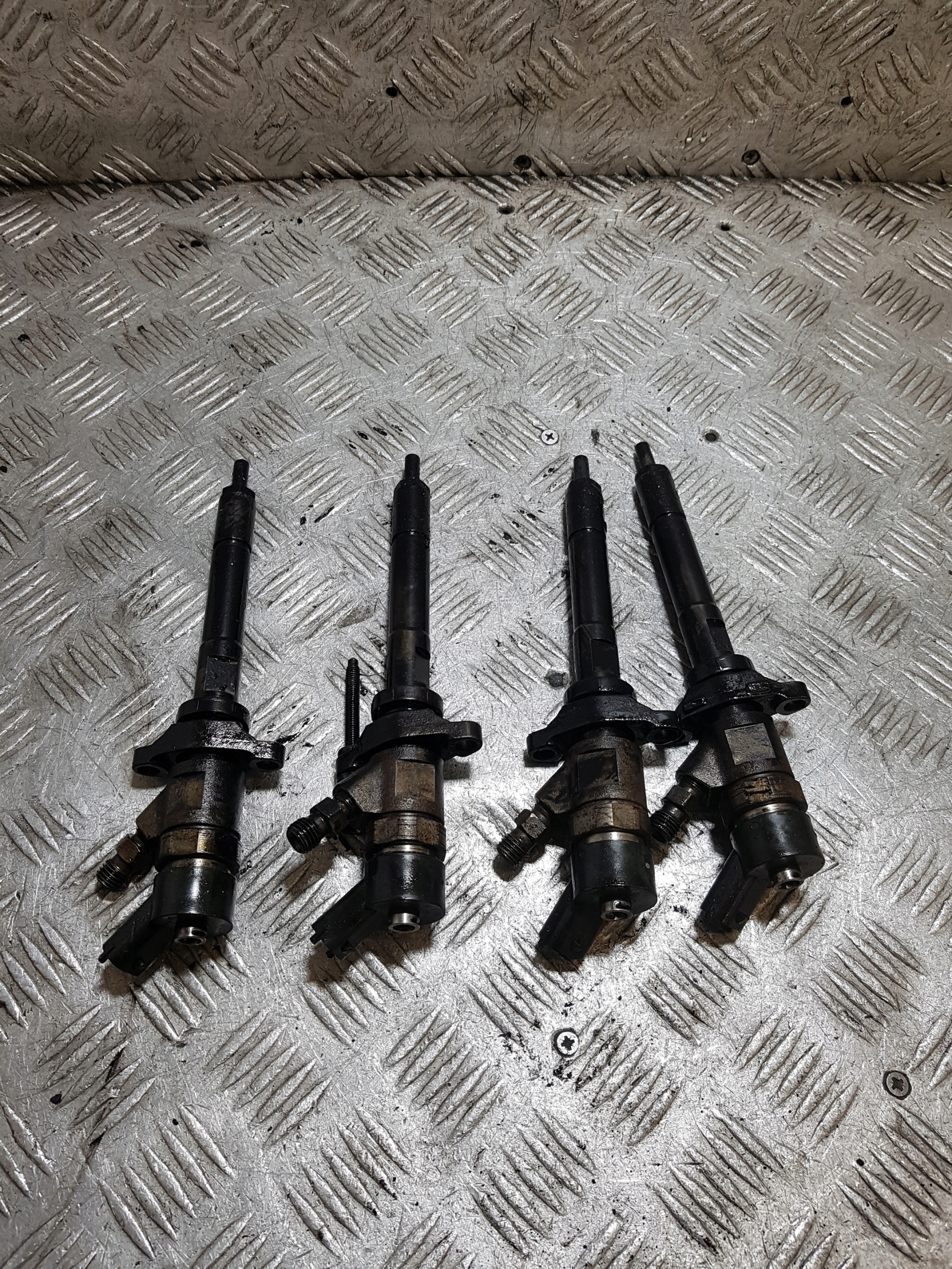Einspritzdüse Einspritzdüse KOMPLET FORD FOCUS MK2 0445110259