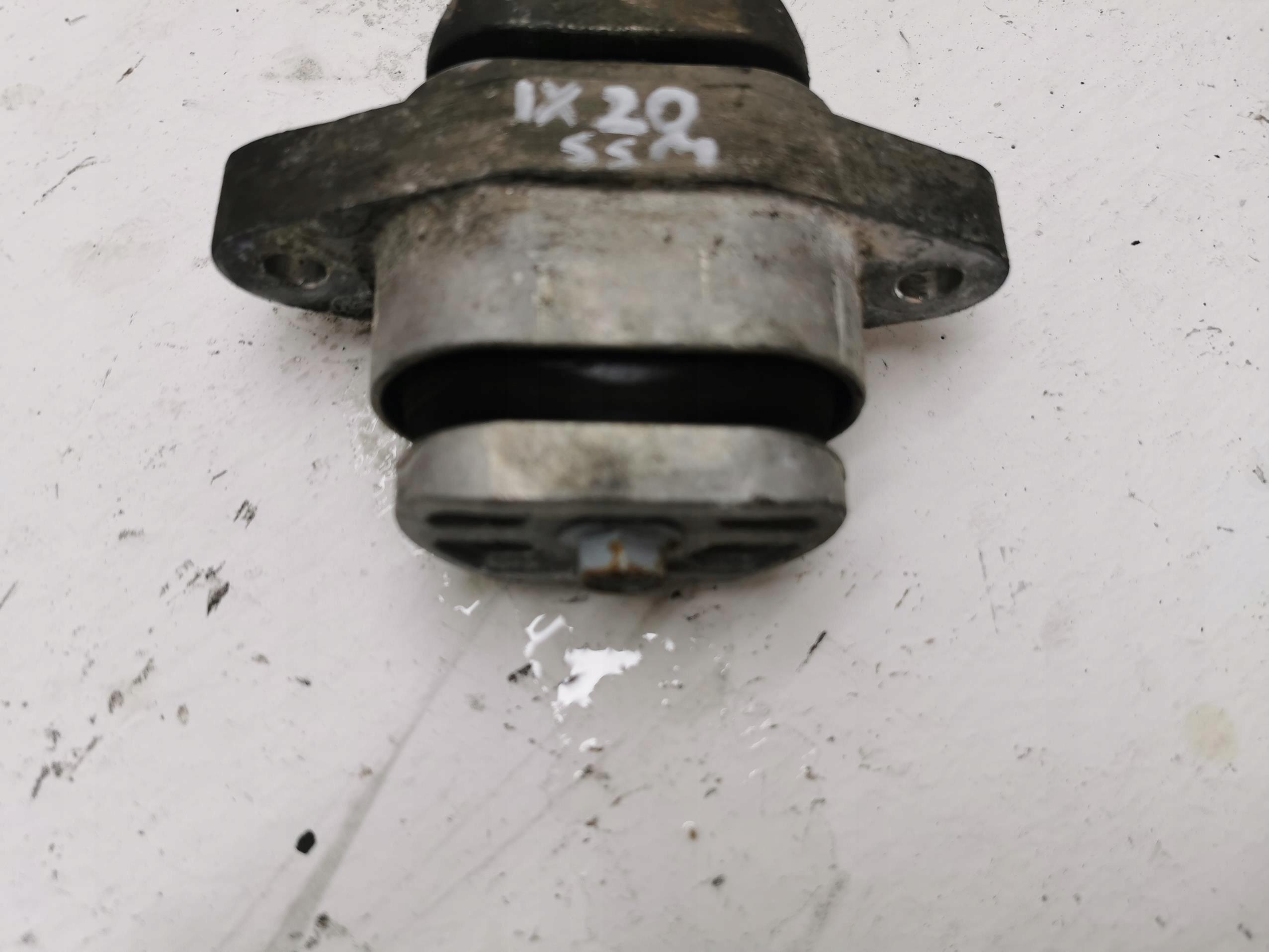holder engine mount HYUNDAI IX20 1.4 MPI 90KM