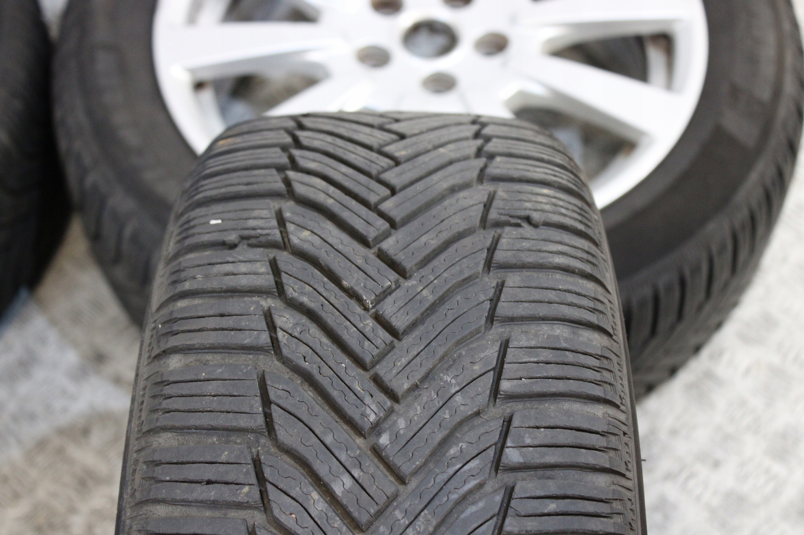 wheels discs disc JAGUAR XE X760 205/55 R17