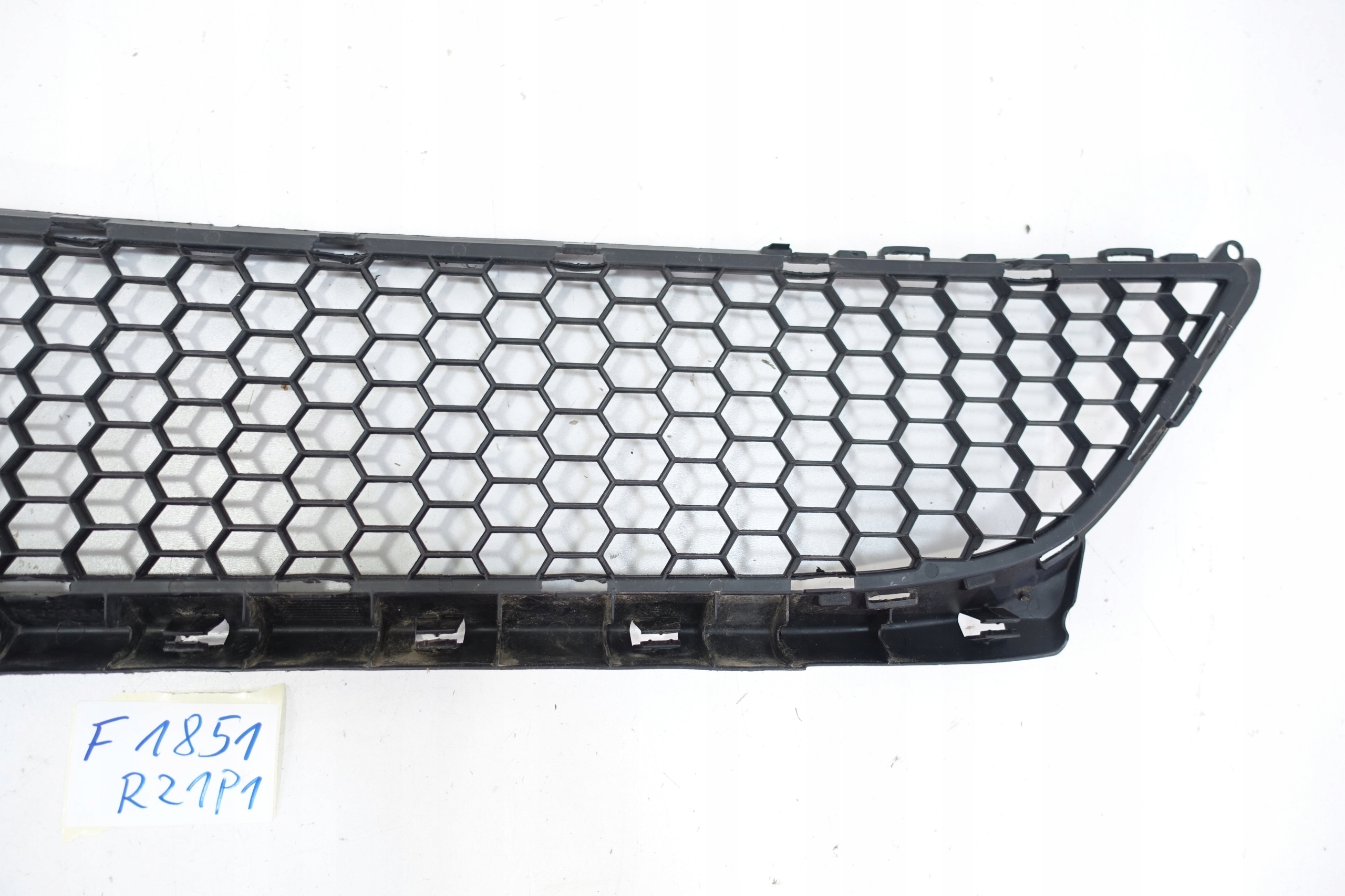 DACIA LOGAN LIFT 2009- grille grid of a bumper front 8200752803