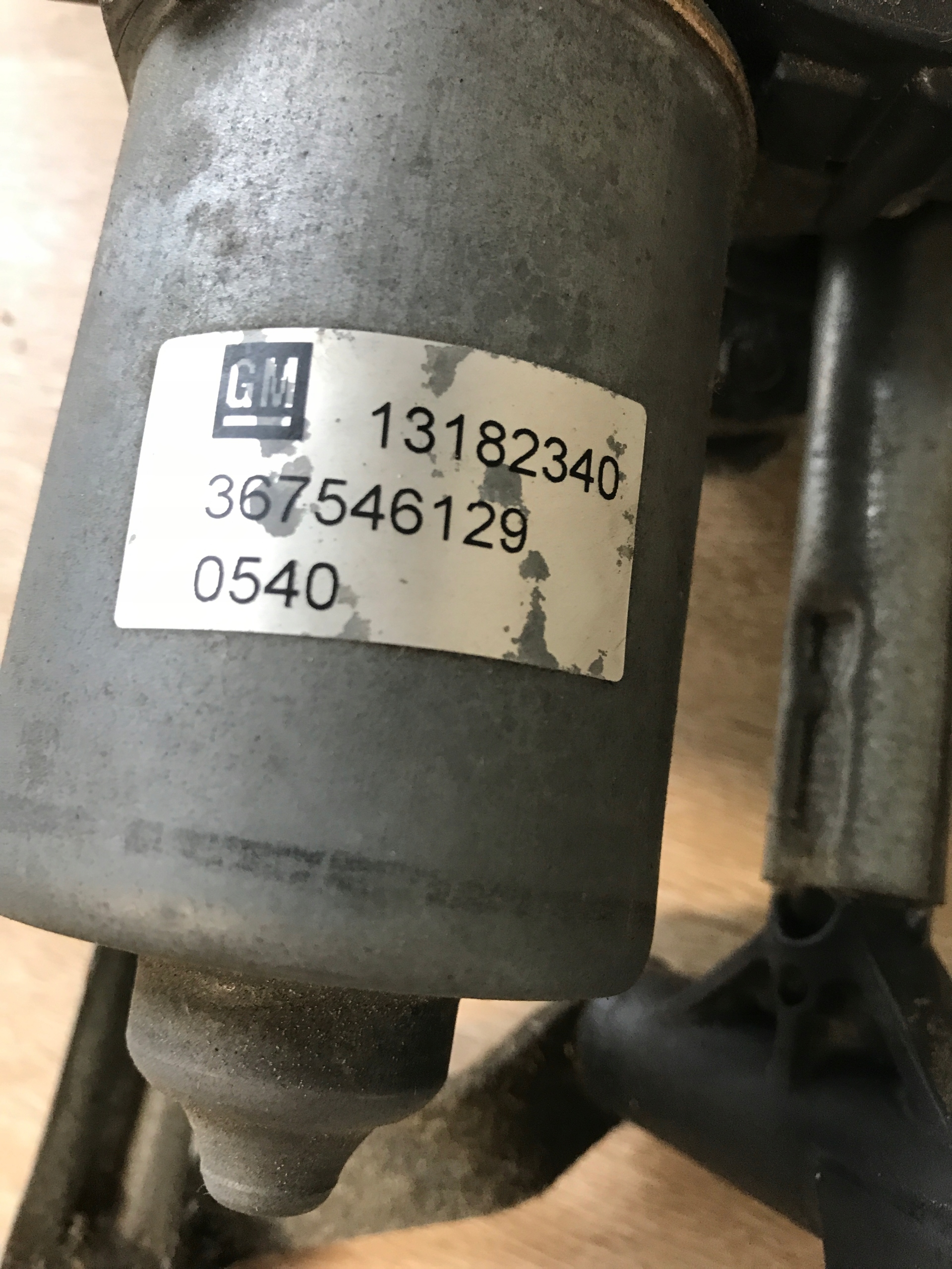 Wischergestänge OPEL CORSA D 13182340