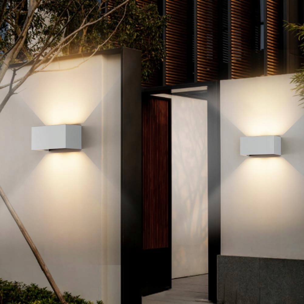 KLIGHTEN Lampa Zewnętrzna 24W z Czujnikiem Ruchu IP65 3000K Szara — miniatura 6