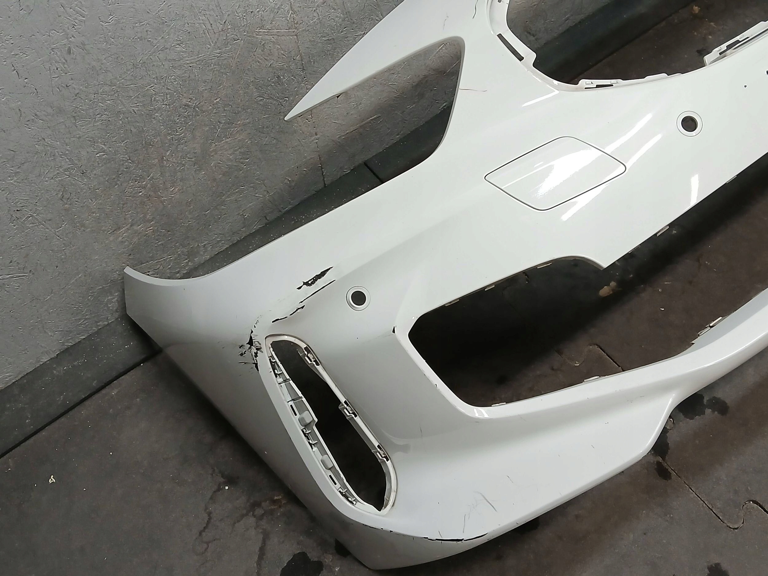 Paraurti Anteriore BMW e 1 F40 M PAKIET