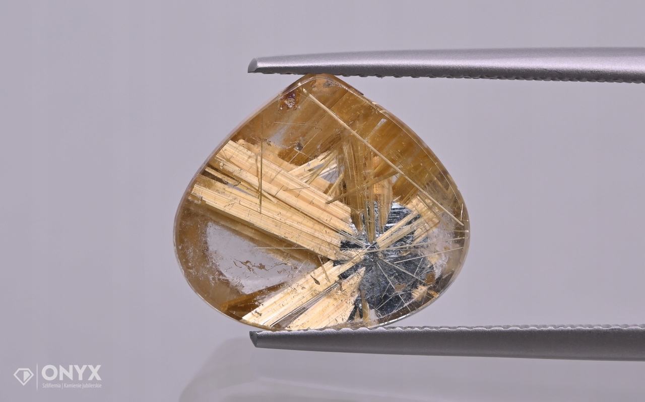 Křemen s rutilem mělký slzný 14,5x13 mm