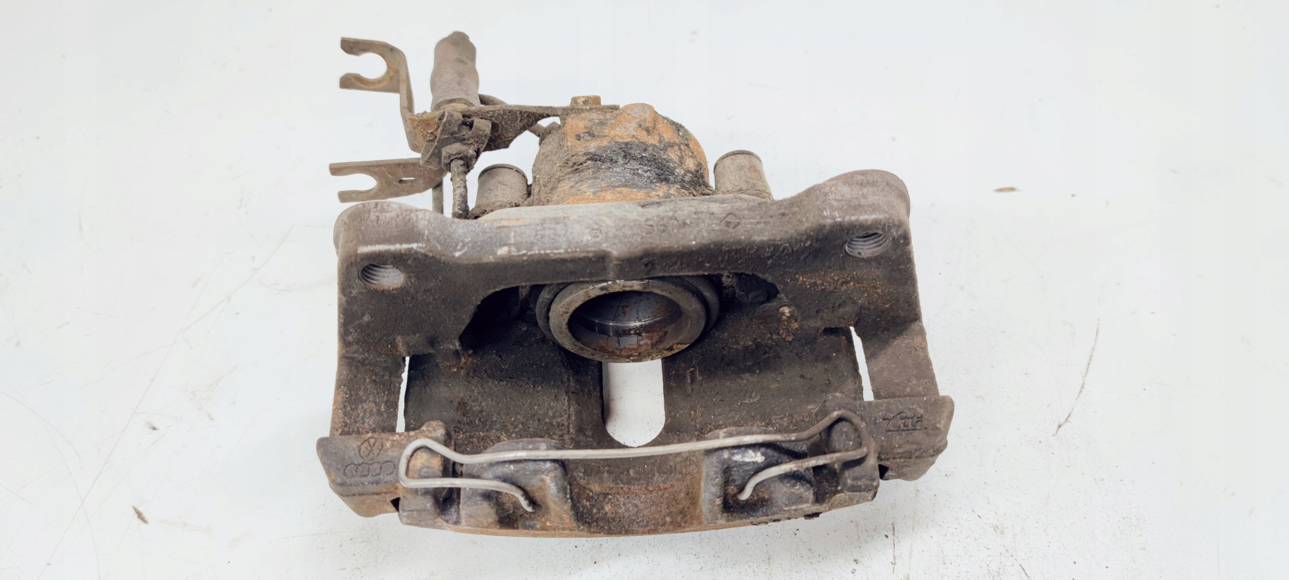 caliper brake JARZMO right front AUDI A4 A6 885