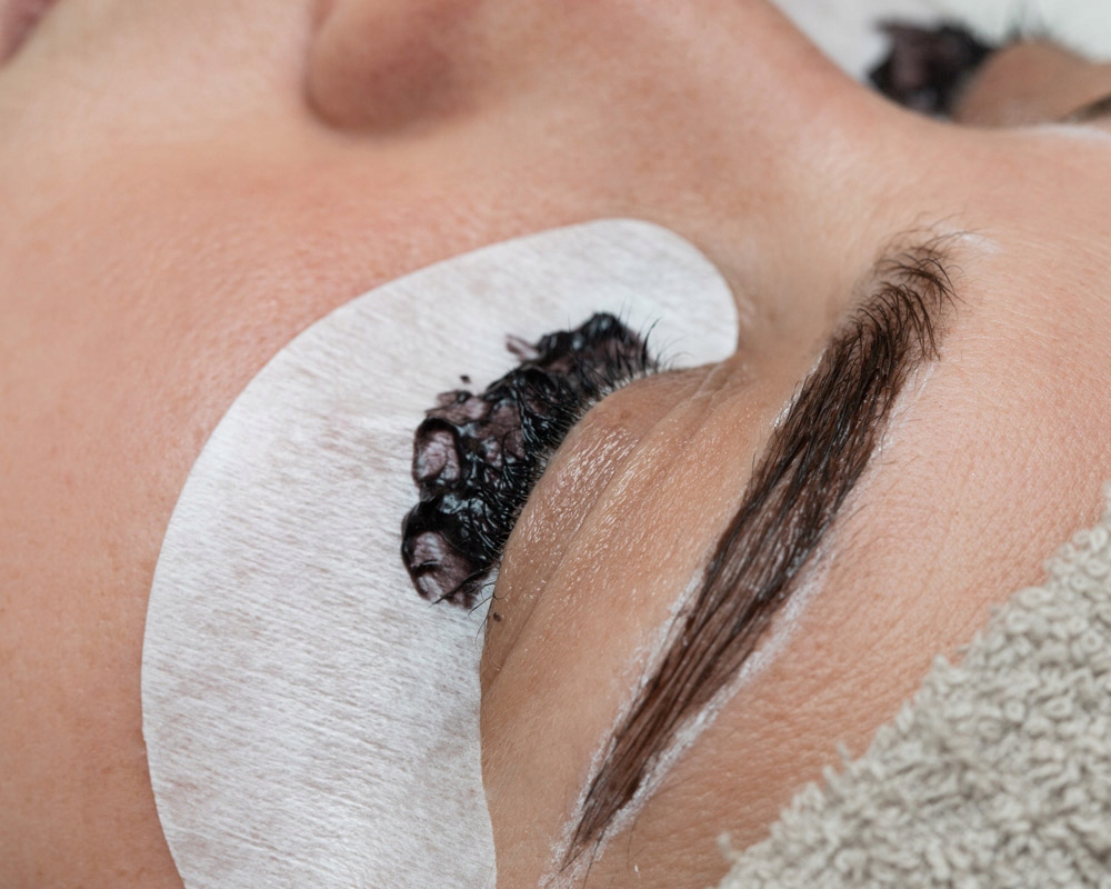 PRECYZYJNE PATYCZKI KOSMETYCZNE DO POPRAWEK HENNY Rodzaj pędzelek