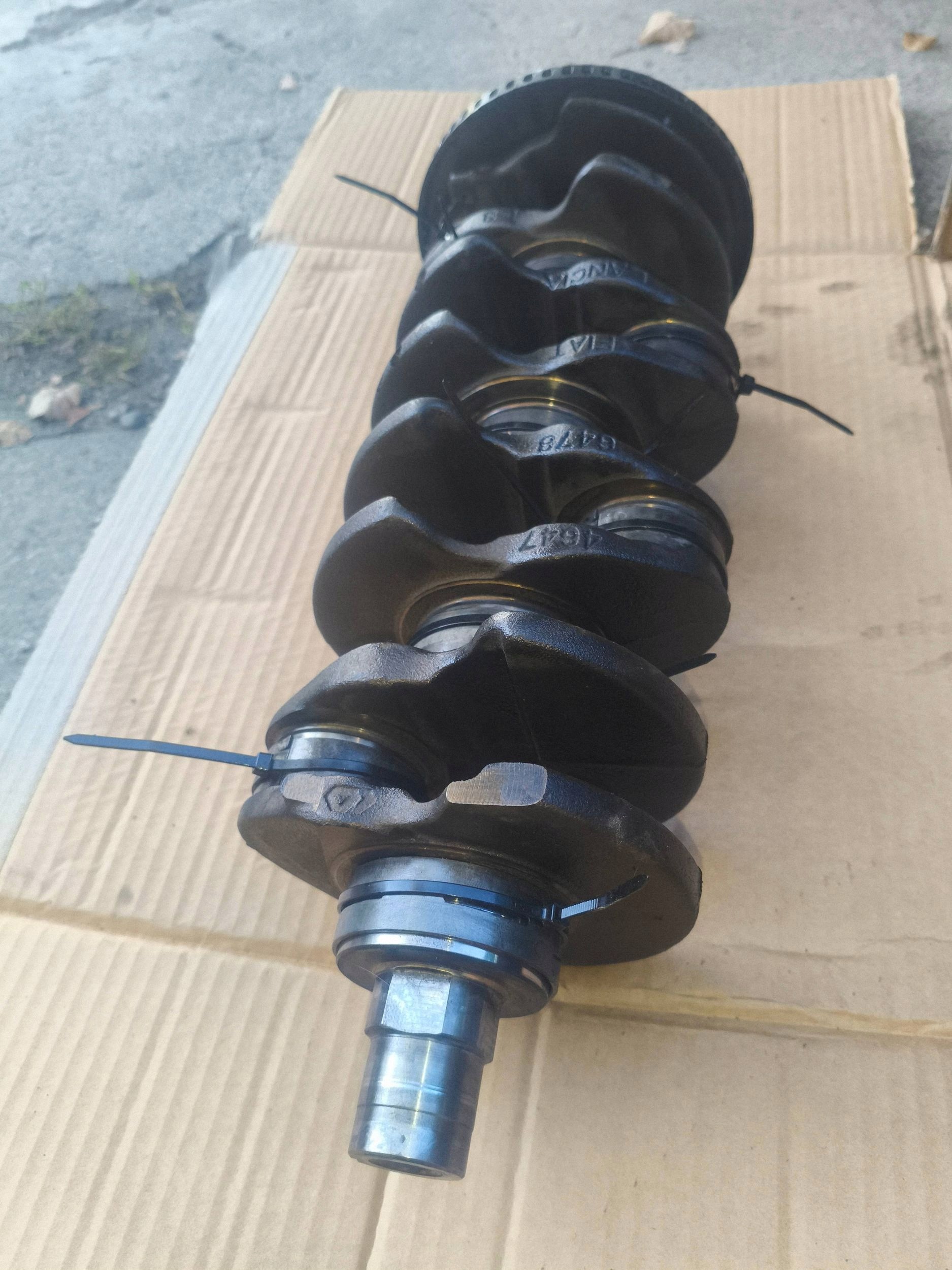 crank Alfa Romeo Fiat 1.9 JTD 8V