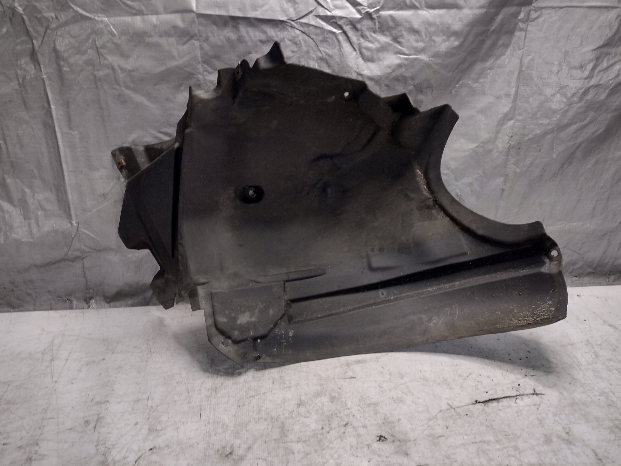 mudguard left front part rear Mercedes W212 A2126903030