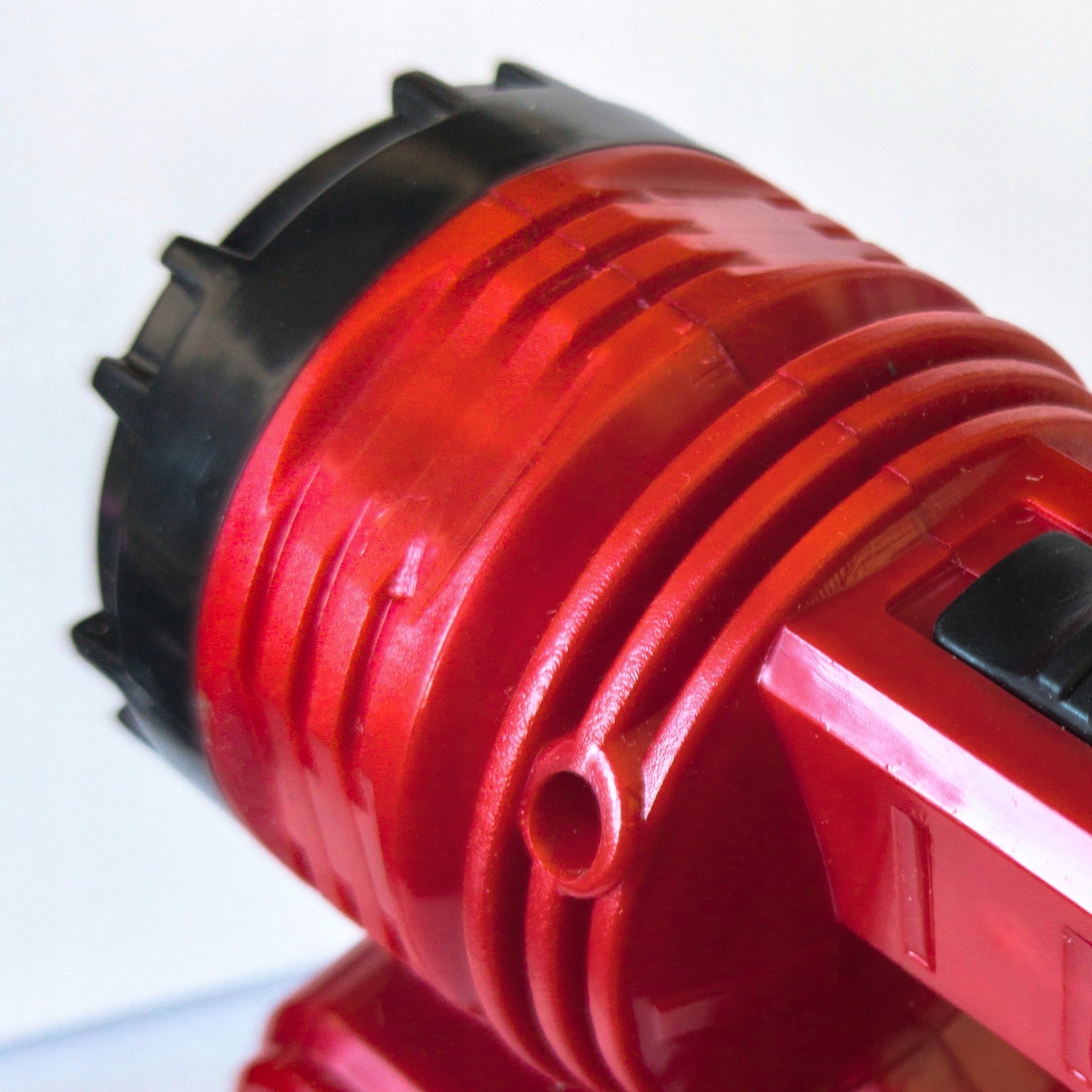 MOCNA LAMPA LATARKA WARSZTATOWA LED COB Z UCHWYTEM Kolor dominujący pomarańcze i czerwienie