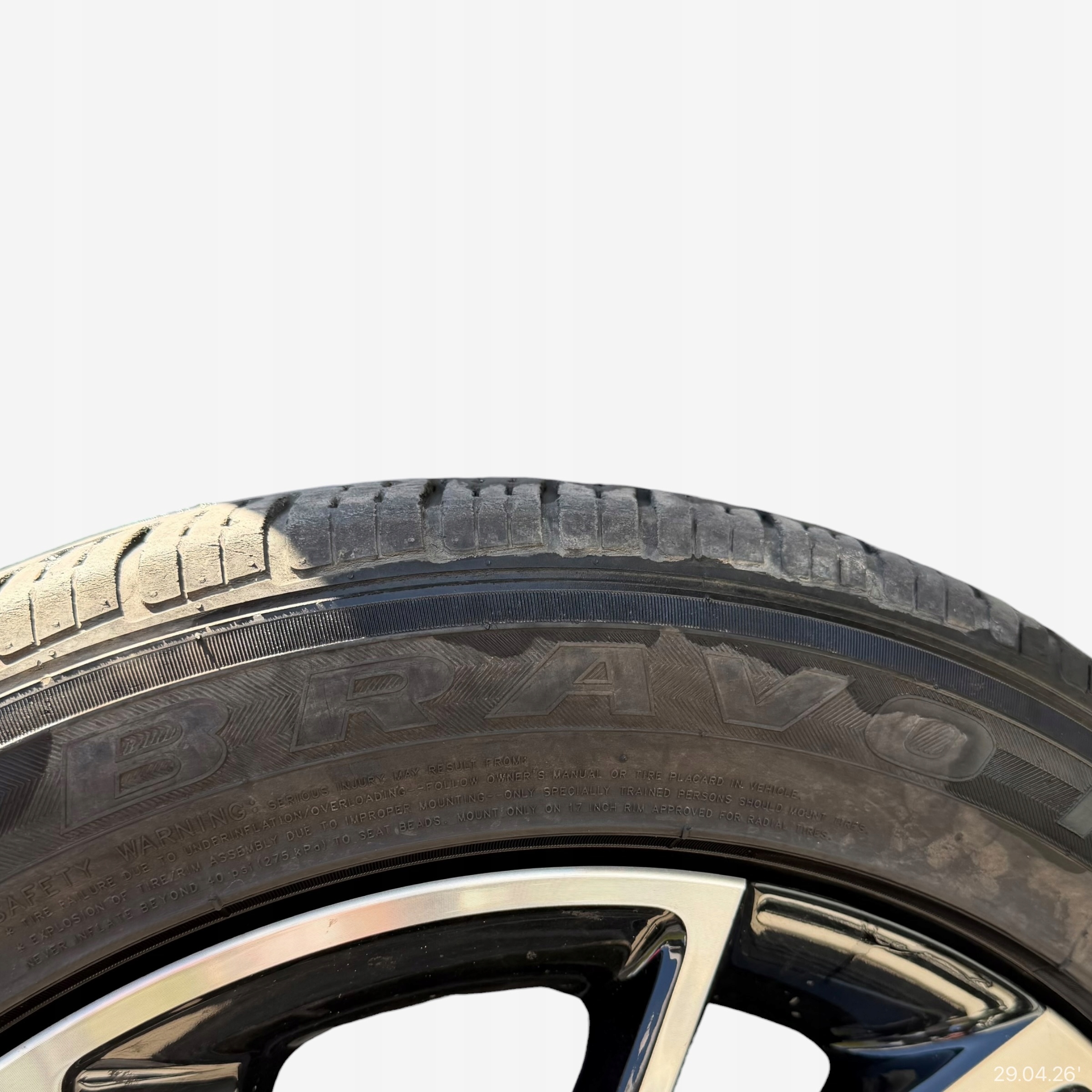 disky kola gumy MG ZS MAXXIS 215/55/17" 3MM letne M+S