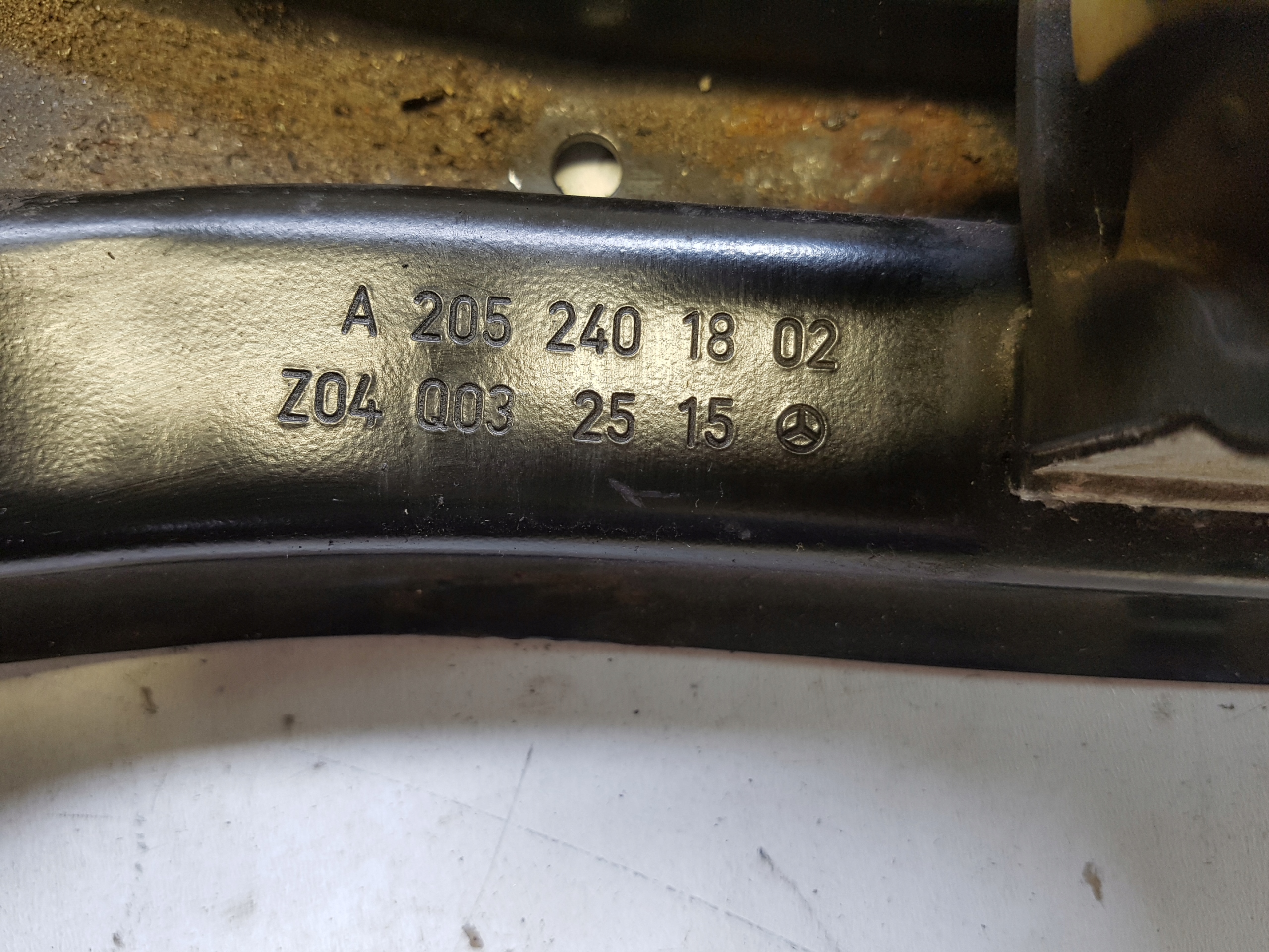 MERCEDES W205 2.2 CDI SUPPORTO STAFFA CAMBIO