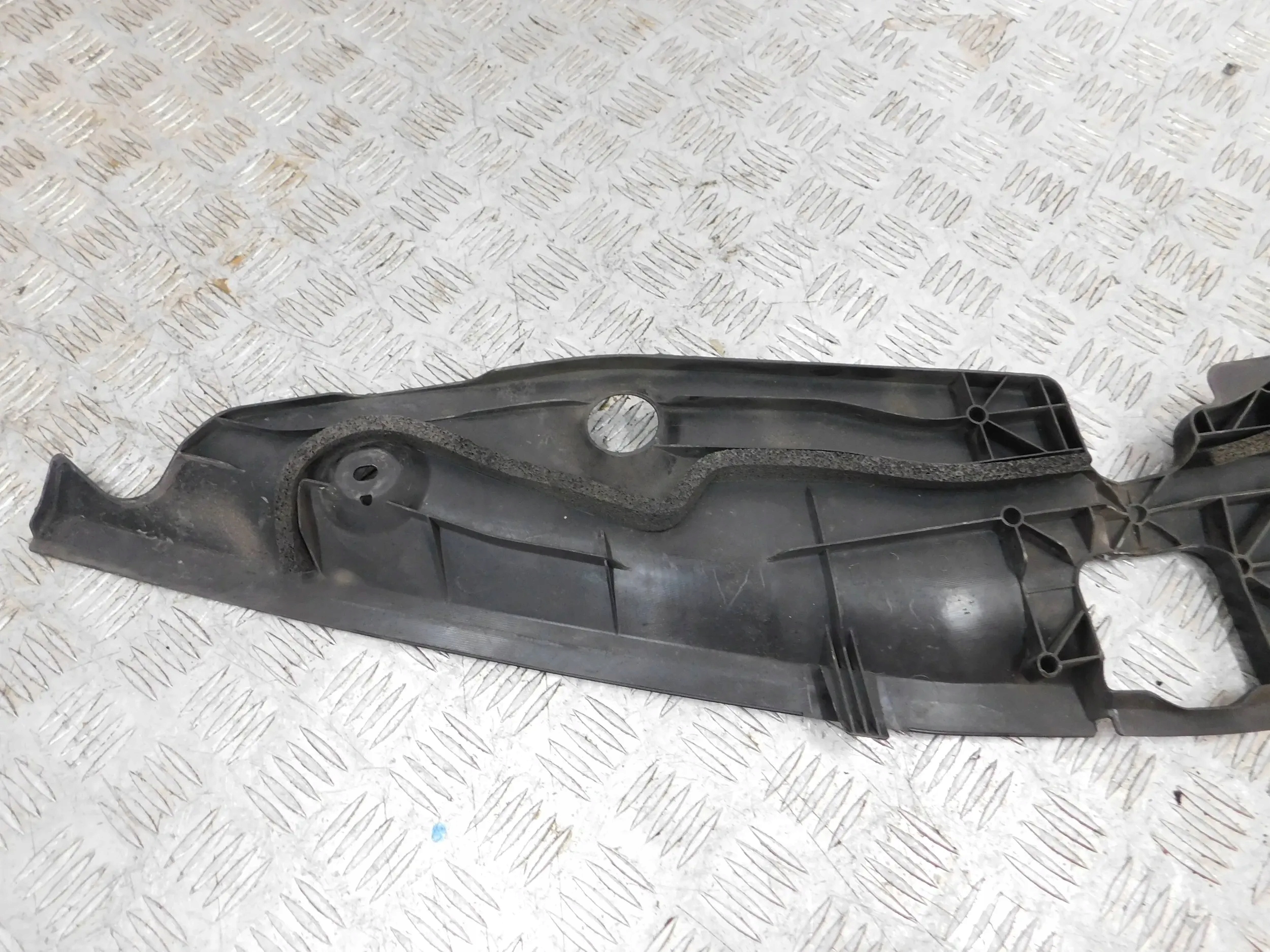 kryt stěny předního TOYOTA PRIUS + 53289-47041