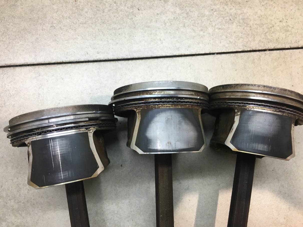 piston connecting rod SKODA FABIA II 1.2 CHFA 76L82