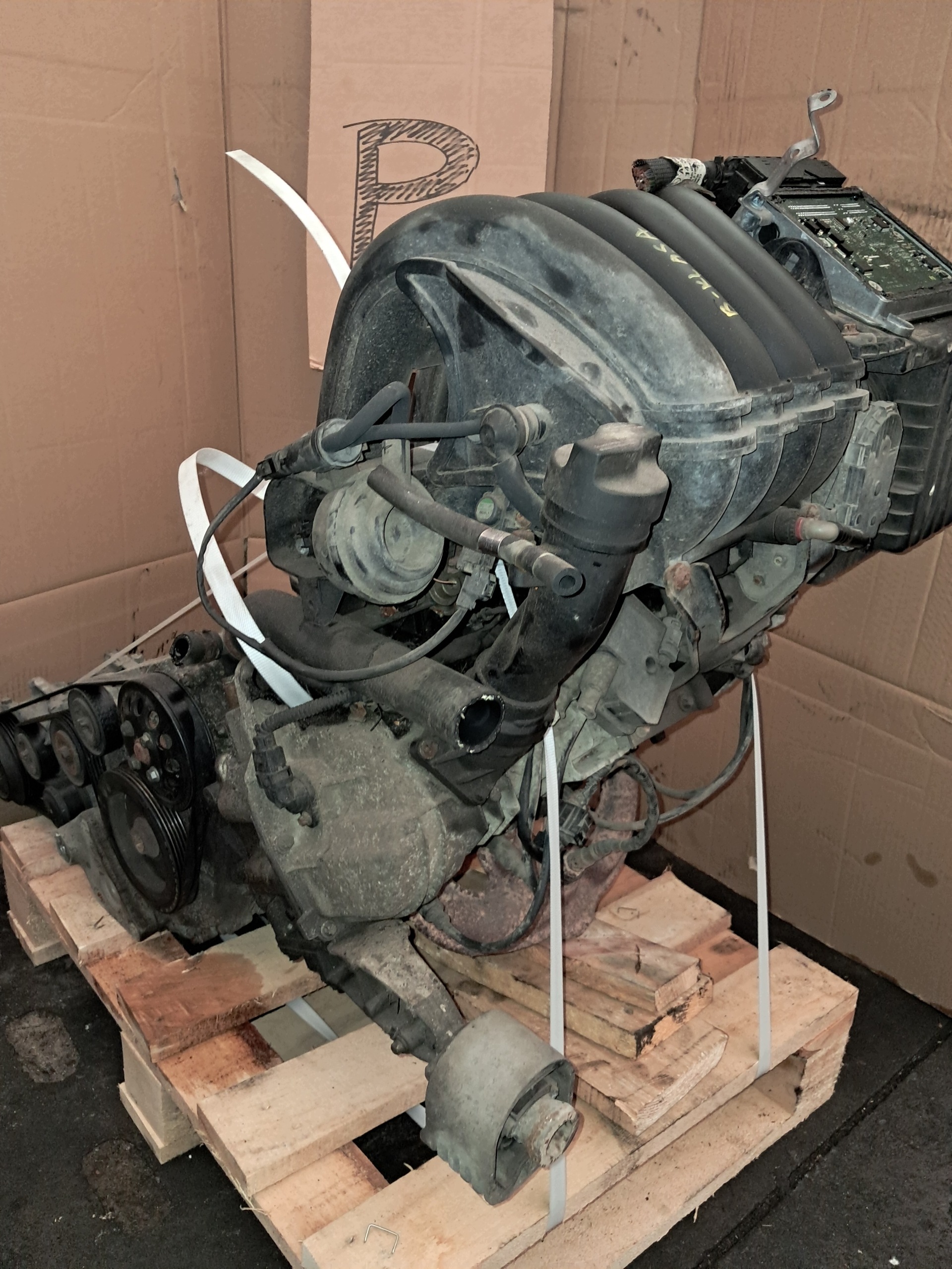 engine 2.0 petrol MERCEDES B-KLASA B200 complete PEWNY DO MONTAZU