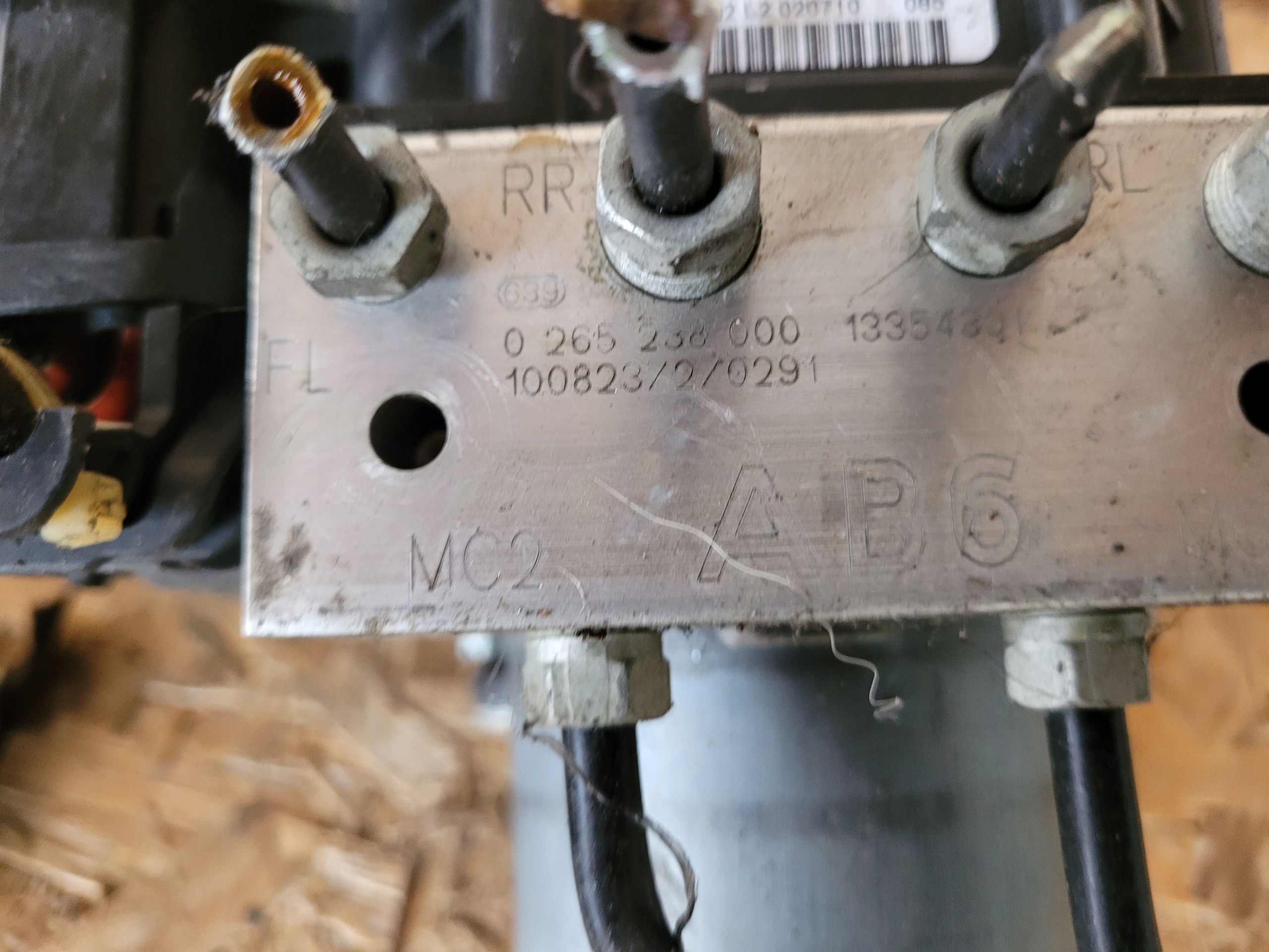 pump ABS brake OPEL 13354301