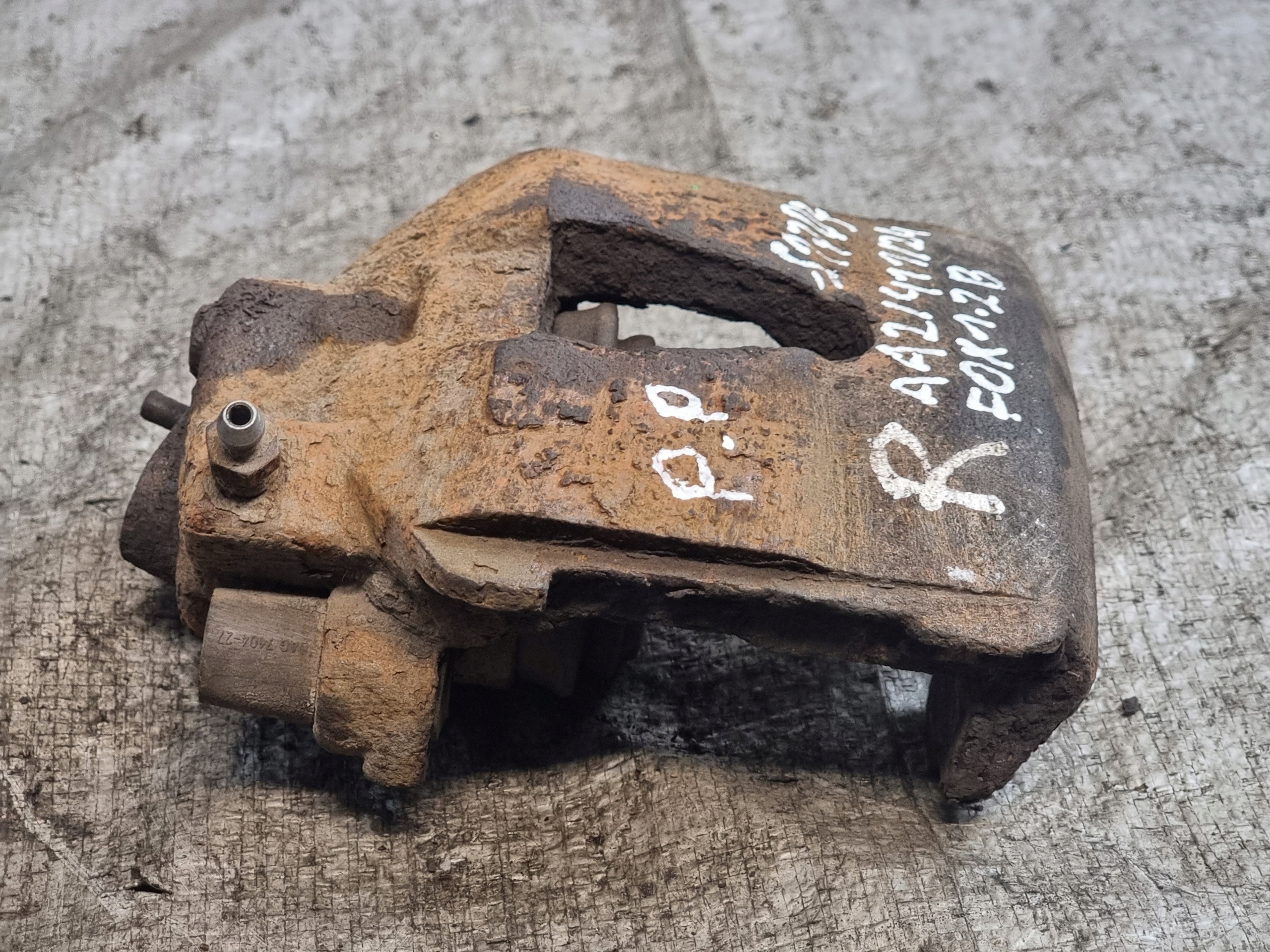 caliper brake right front VW FOX 1.2B 40kW 05r