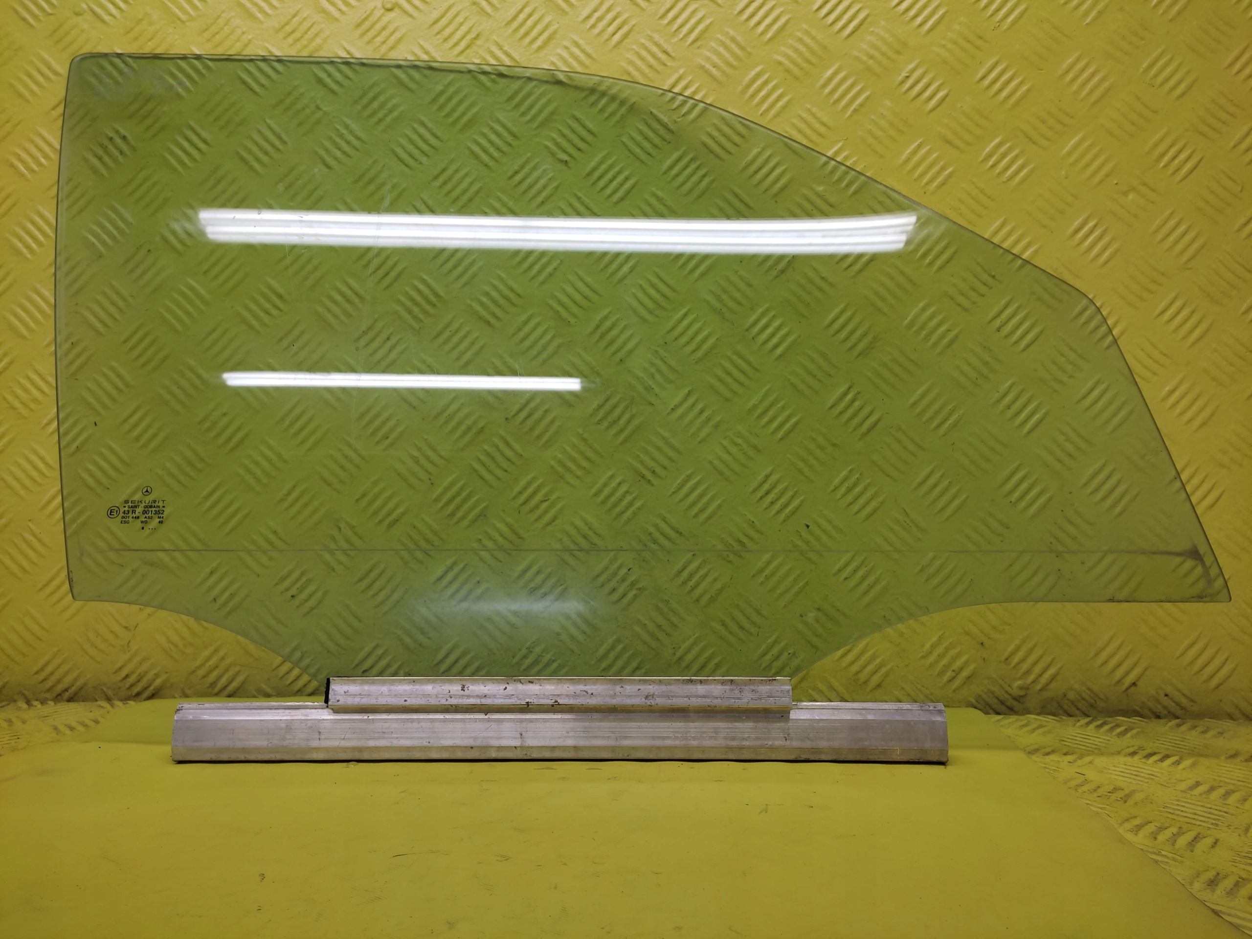 MERCEDES C 220 window door right front